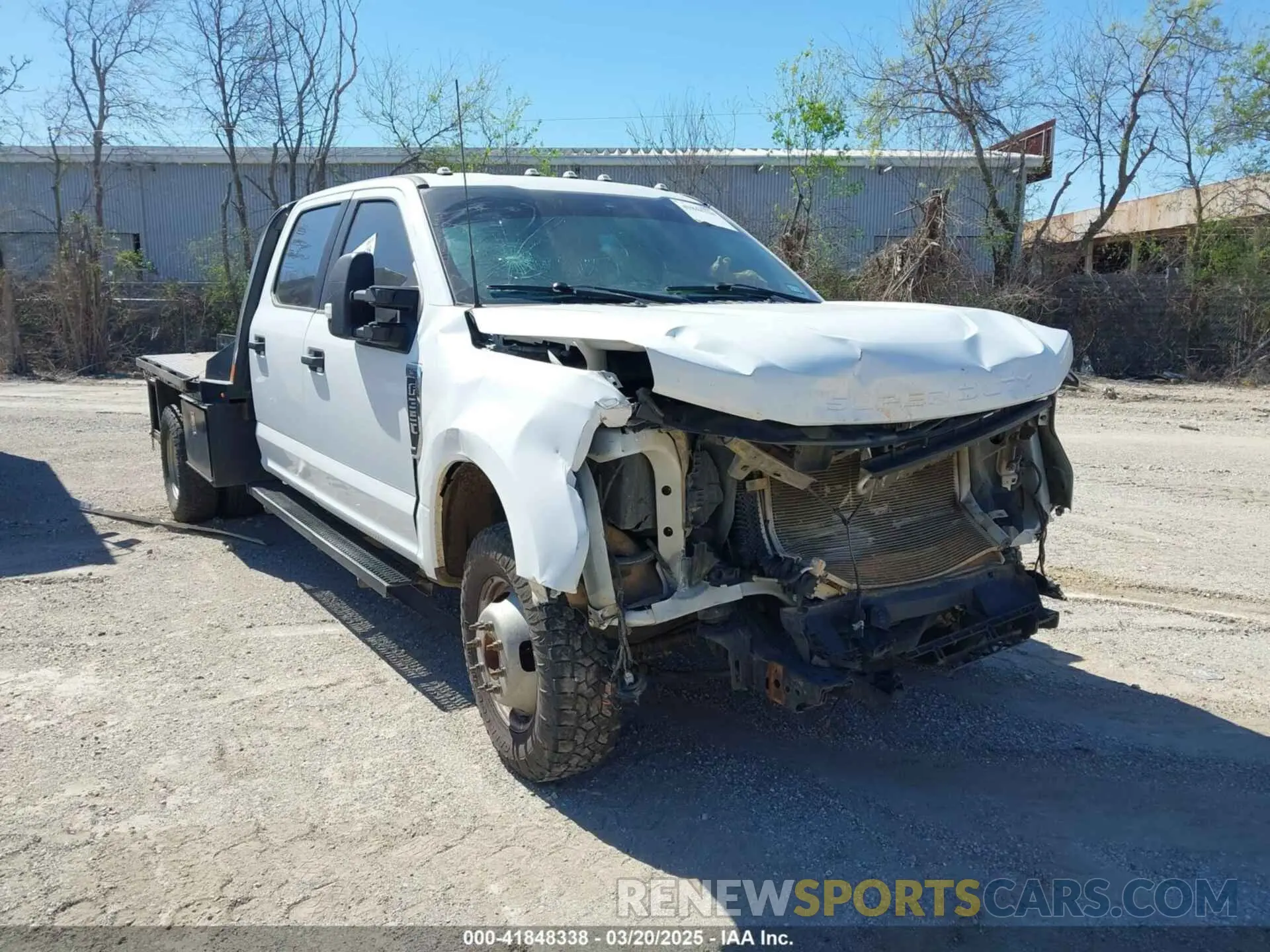 1 Фотография поврежденного автомобиля 1FT8W3C68NEE83511 FORD F-350 2022