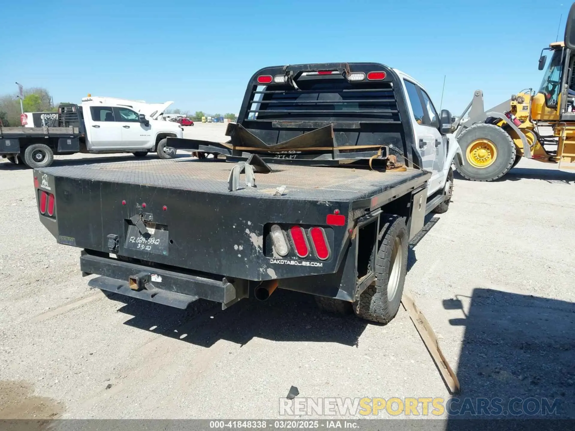 4 Фотография поврежденного автомобиля 1FT8W3C68NEE83511 FORD F-350 2022