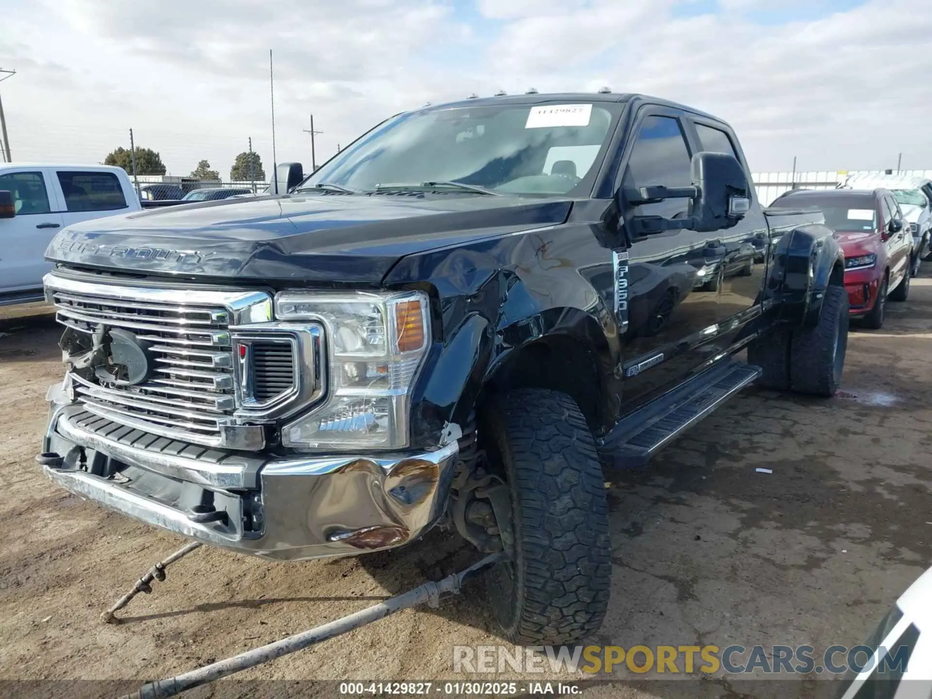 2 Фотография поврежденного автомобиля 1FT8W3DT5NED32033 FORD F-350 2022