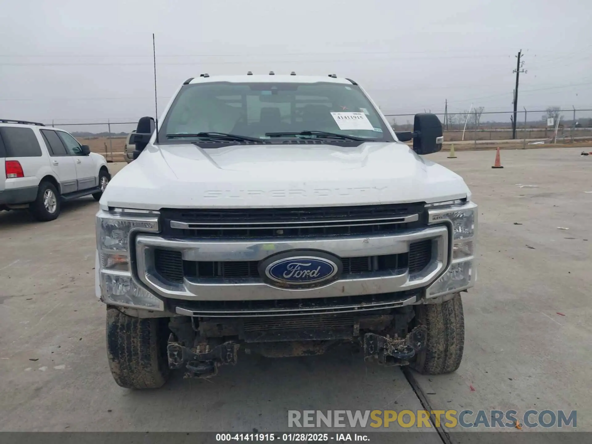 11 Фотография поврежденного автомобиля 1FTRF3B60NEG44133 FORD F-350 2022