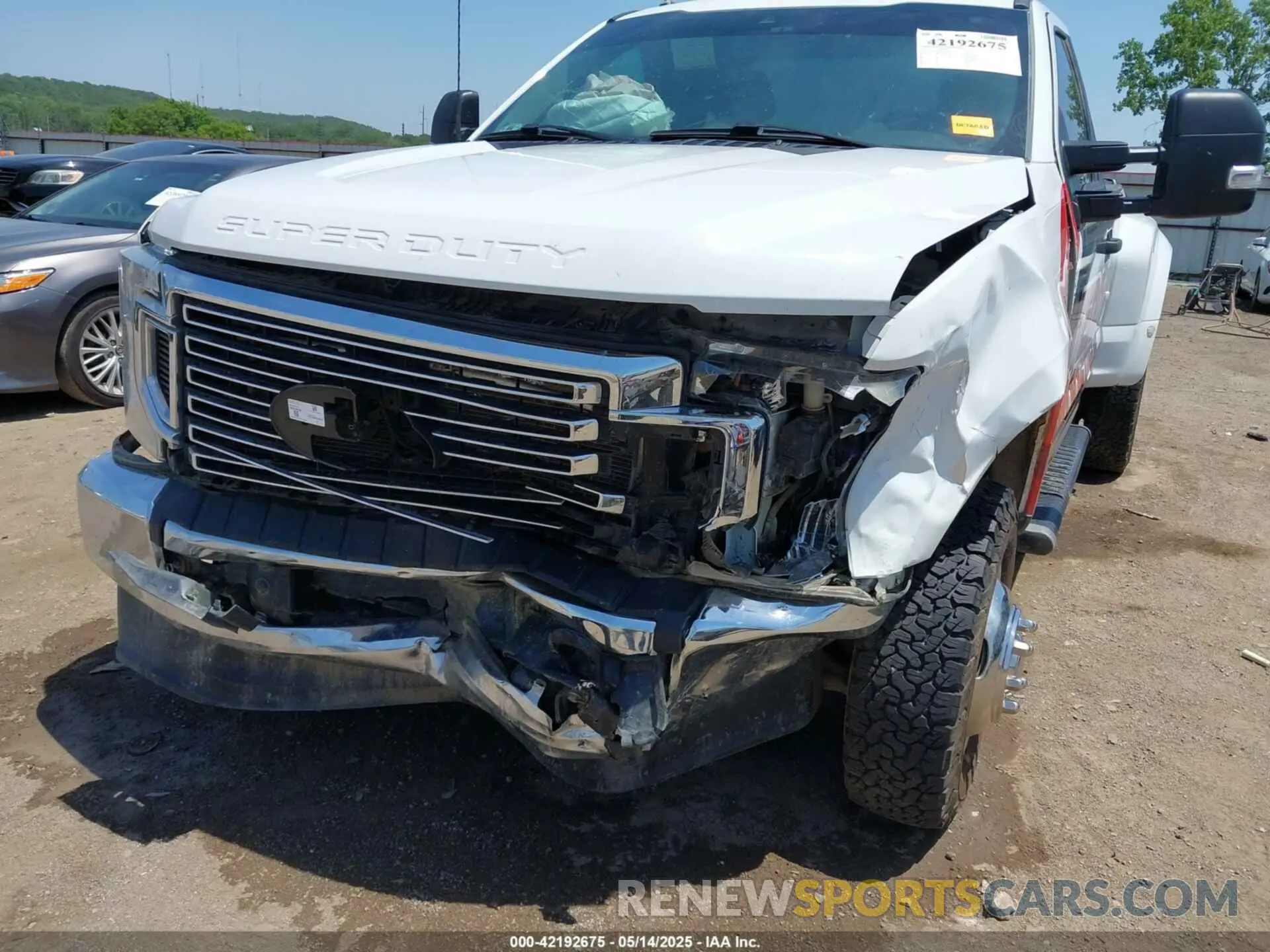 11 Фотография поврежденного автомобиля 1FTRF3DTXNED40326 FORD F-350 2022