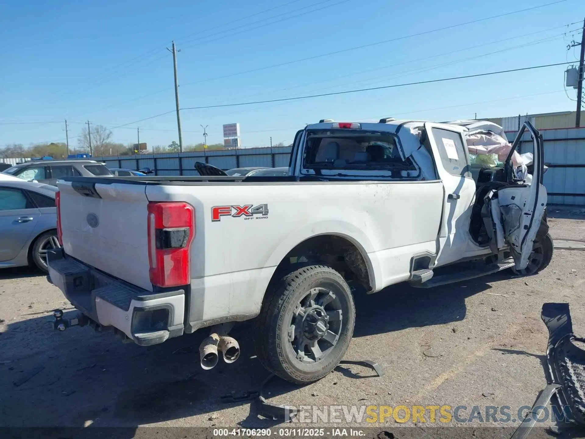 4 Фотография поврежденного автомобиля 1FT8W3BT0PED83199 FORD F-350 2023
