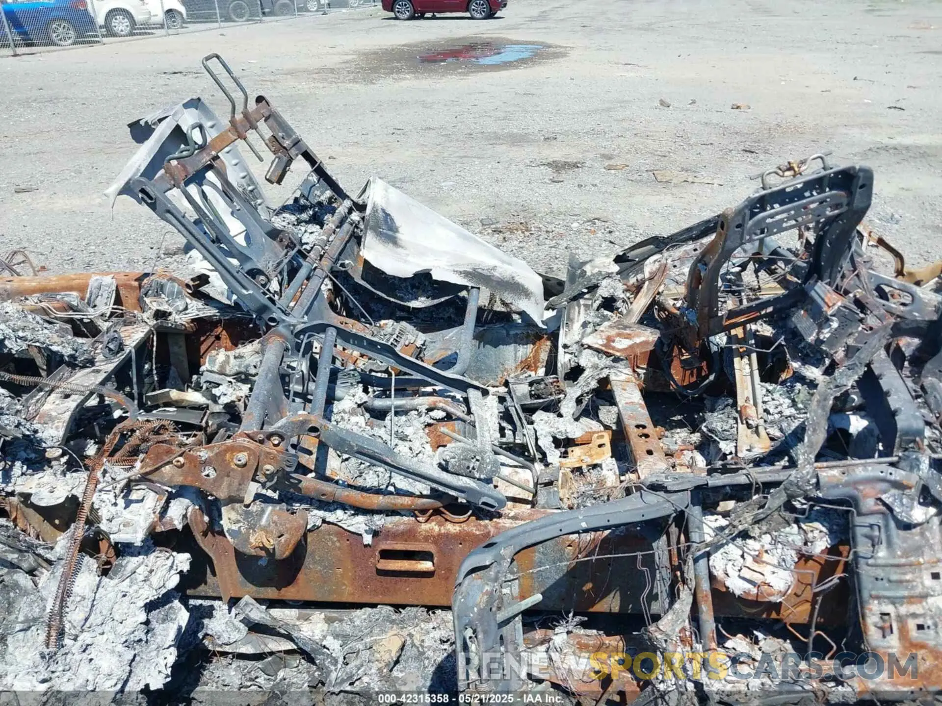 7 Photograph of a damaged car 1FT8W3DM5PEC80818 FORD F-350 2023