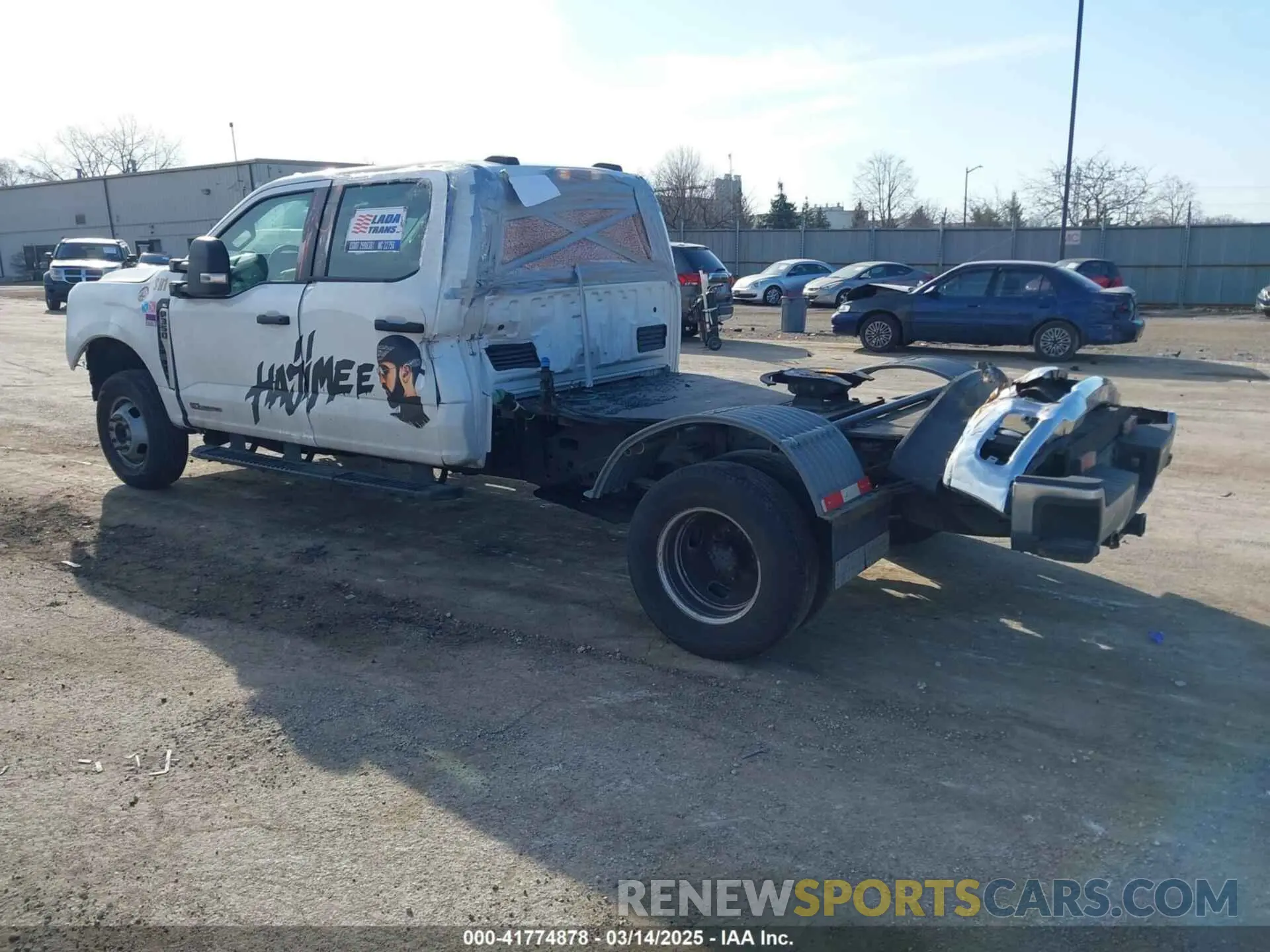 3 Фотография поврежденного автомобиля 1FT8W3DT1PEC85117 FORD F-350 2023