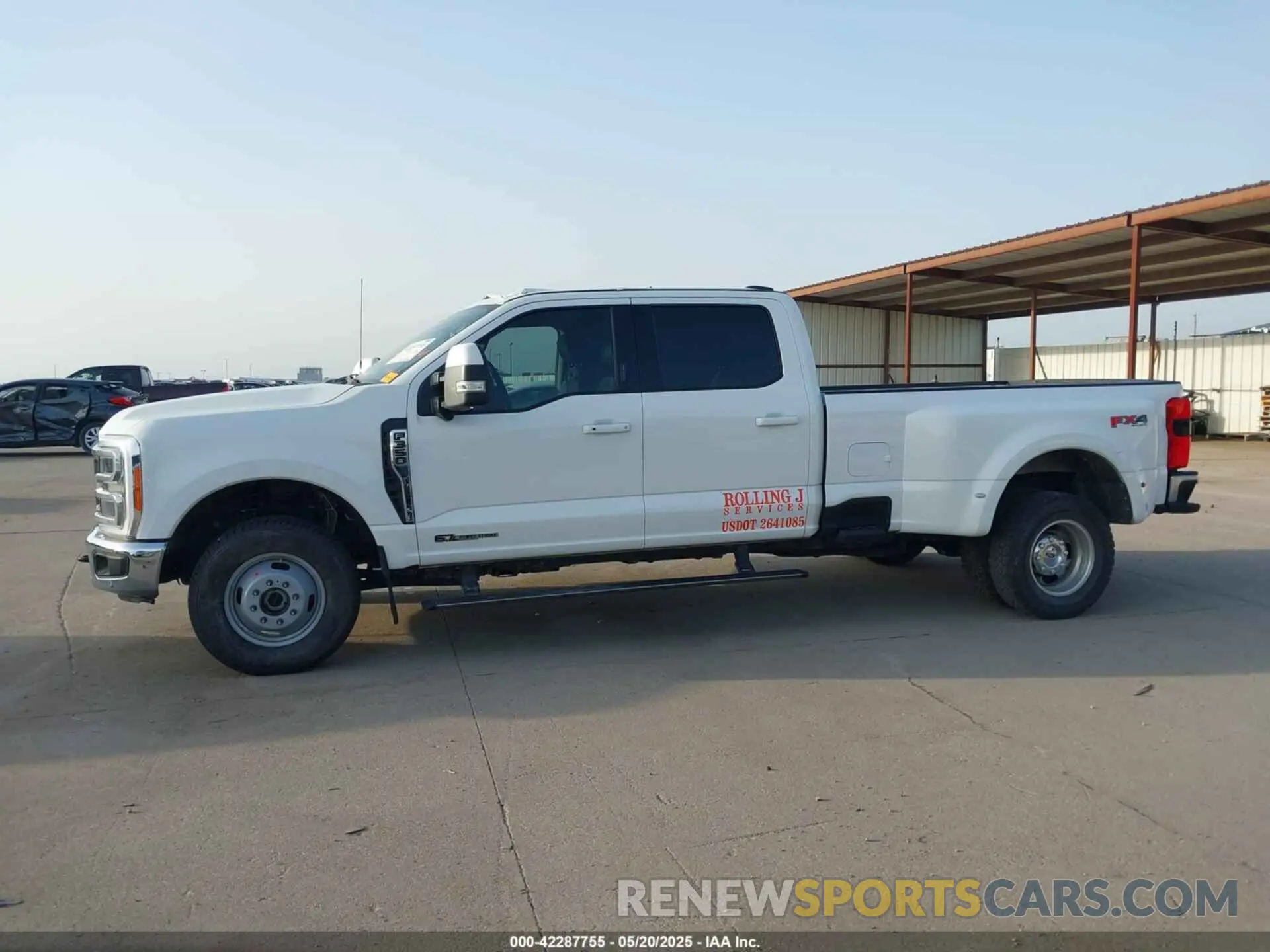 14 Photograph of a damaged car 1FT8W3DT8PED45779 FORD F-350 2023