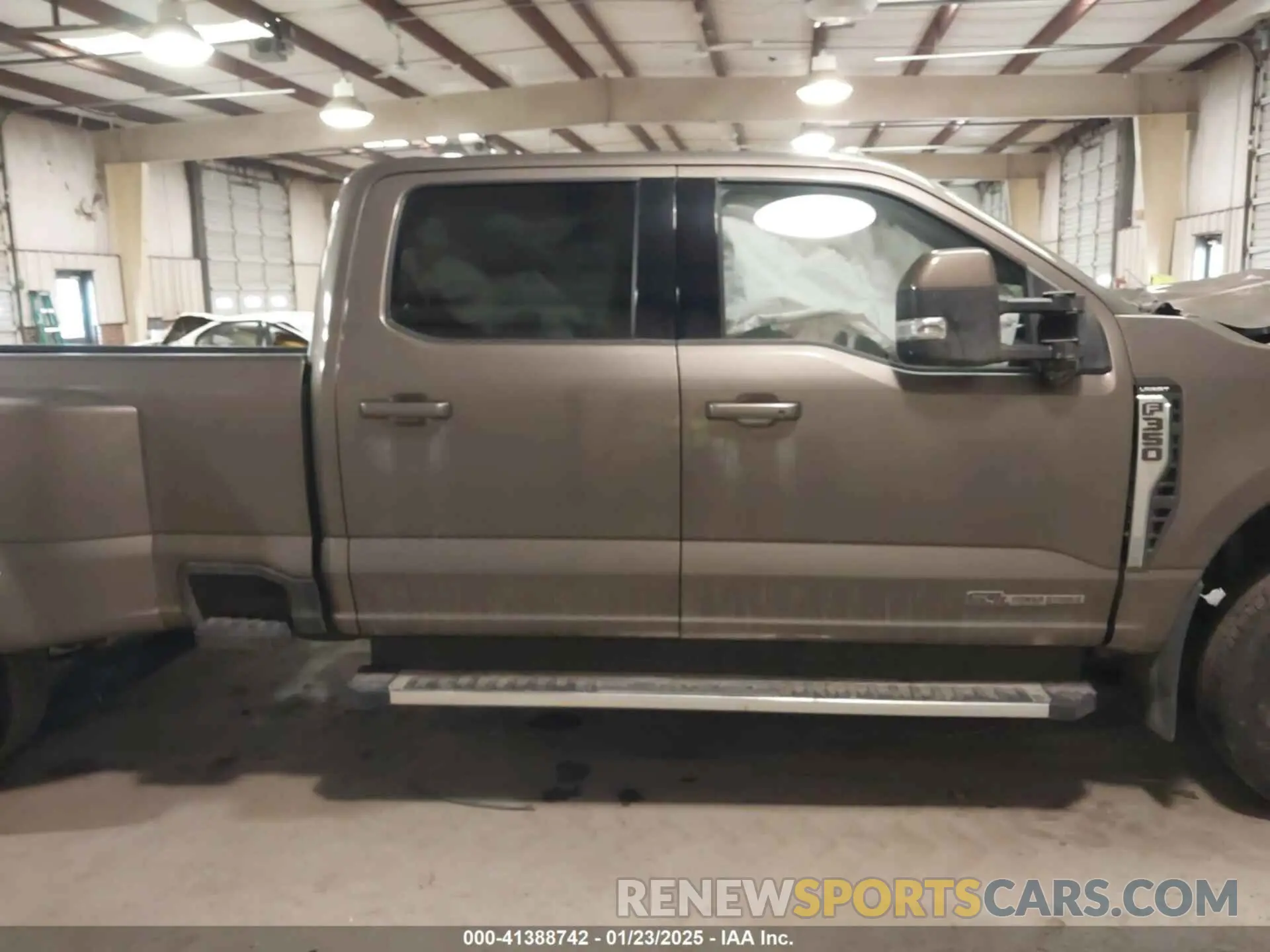 12 Photograph of a damaged car 1FT8W3DT9PEC48011 FORD F-350 2023