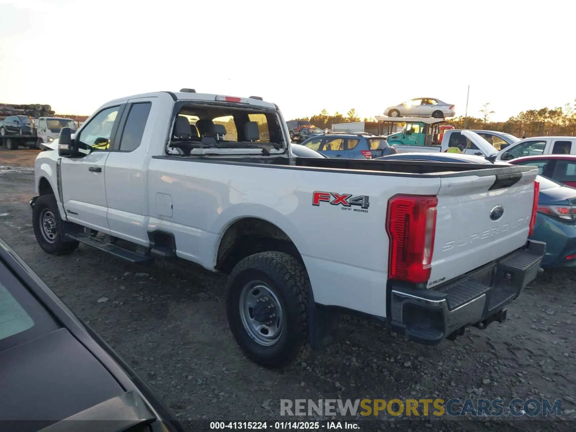 14 Photograph of a damaged car 1FT8X3BT3PED14181 FORD F-350 2023