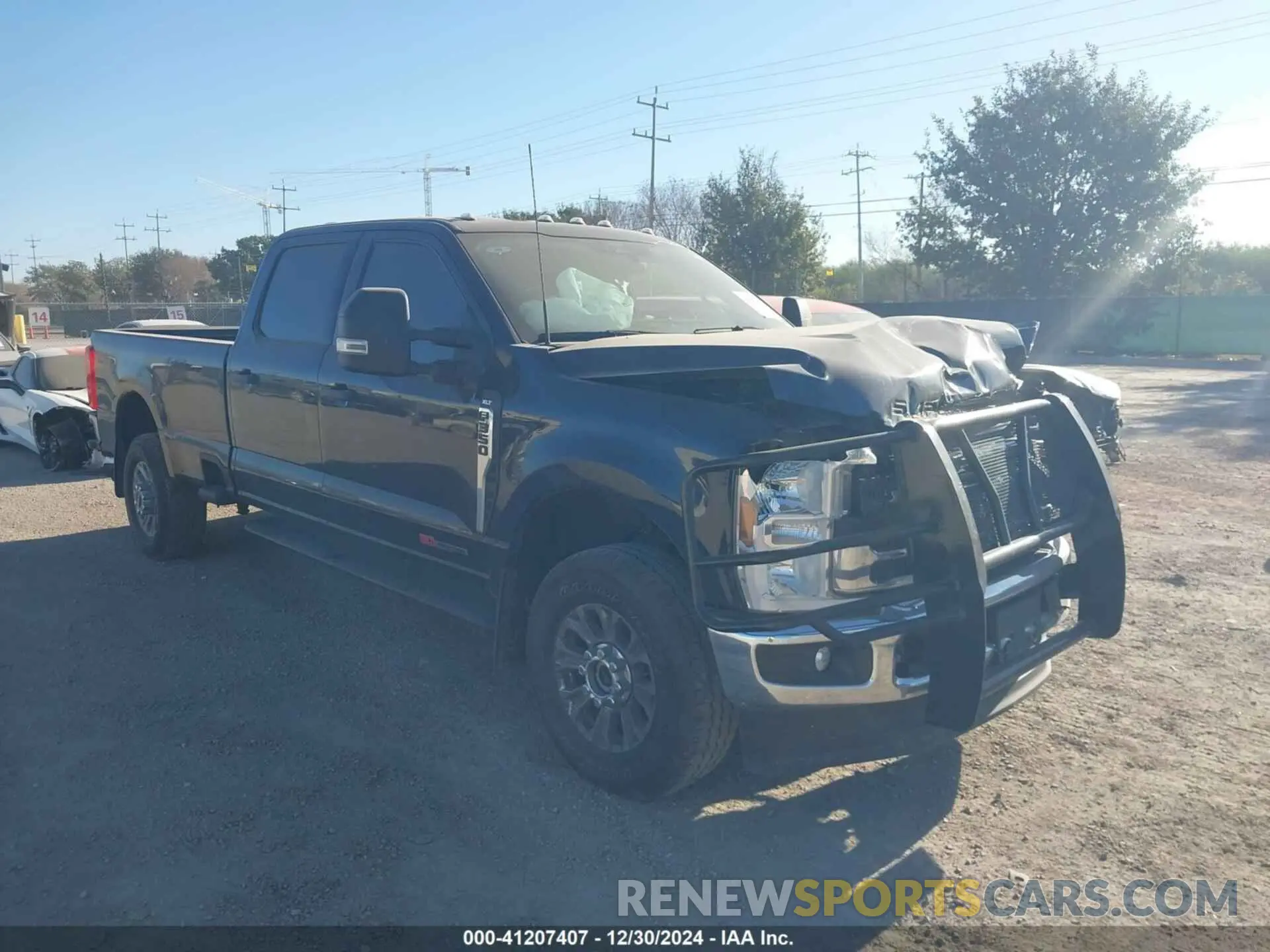 1 Фотография поврежденного автомобиля 1FT8W3BM4RED28718 FORD F-350 2024