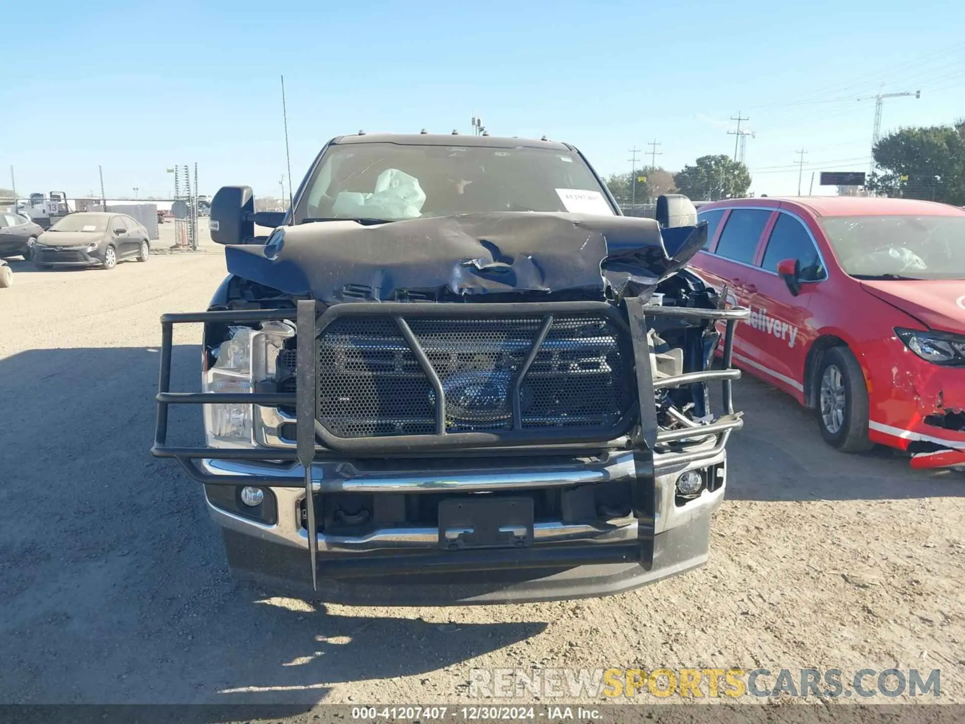 12 Фотография поврежденного автомобиля 1FT8W3BM4RED28718 FORD F-350 2024
