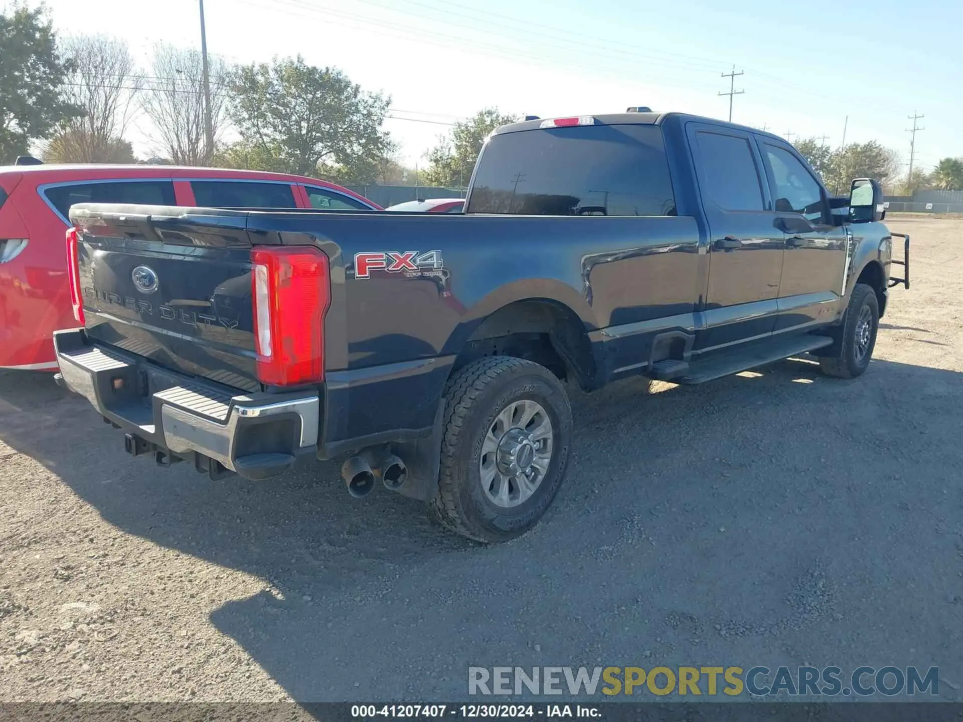 4 Фотография поврежденного автомобиля 1FT8W3BM4RED28718 FORD F-350 2024