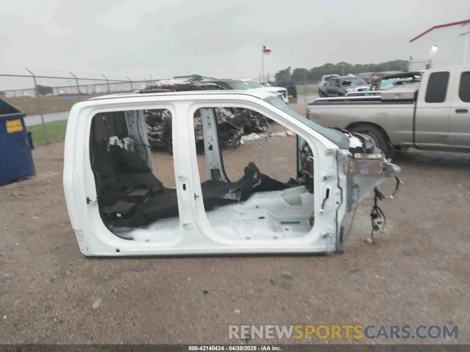 12 Photograph of a damaged car 1FT8W3BM4REF87323 FORD F-350 2024