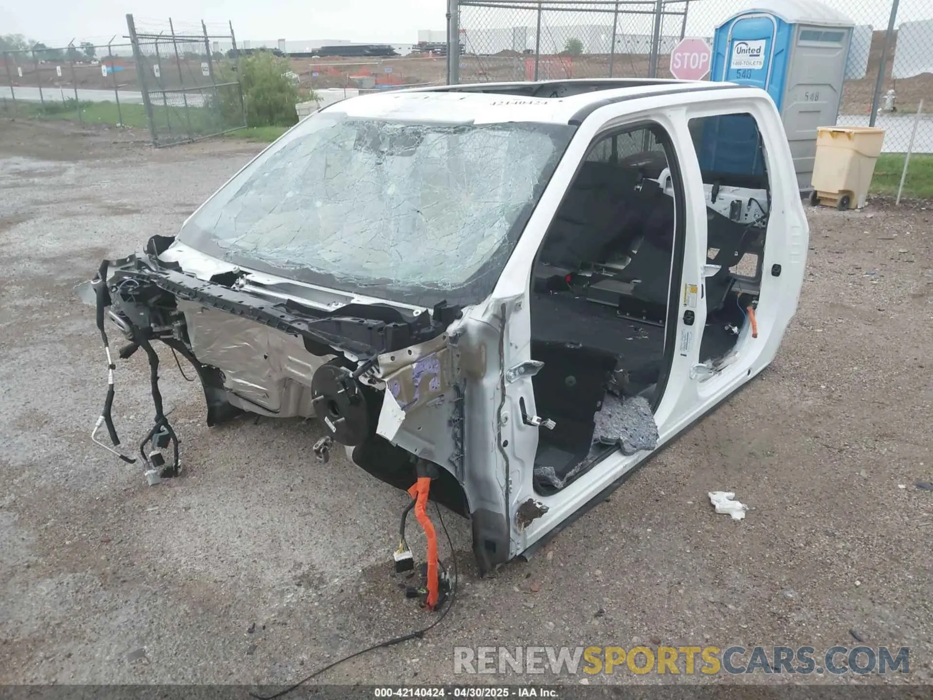 2 Photograph of a damaged car 1FT8W3BM4REF87323 FORD F-350 2024