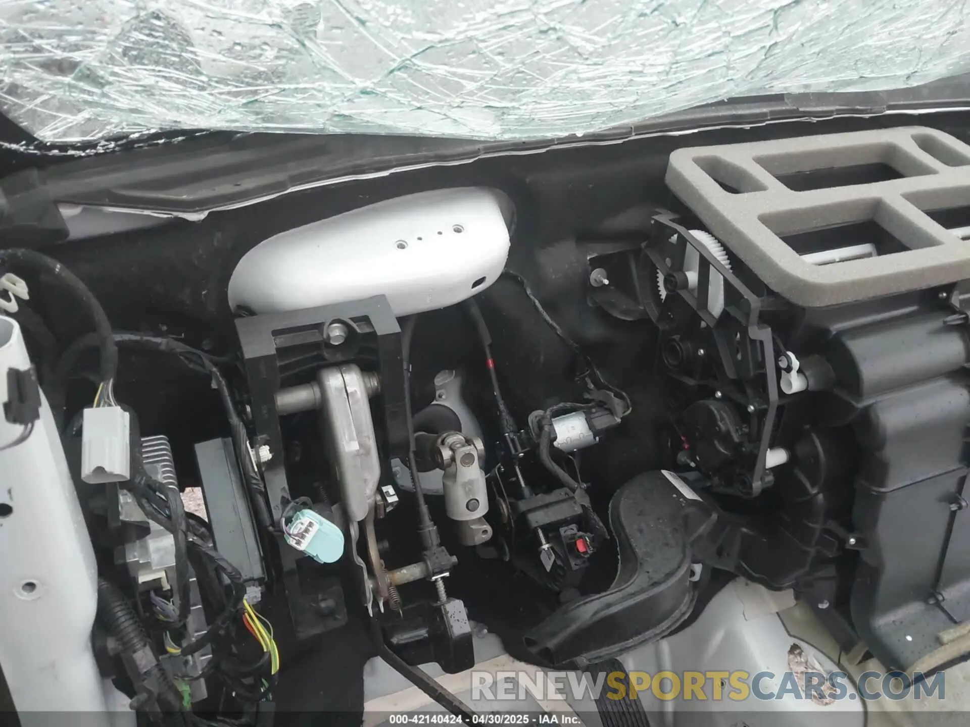 5 Photograph of a damaged car 1FT8W3BM4REF87323 FORD F-350 2024