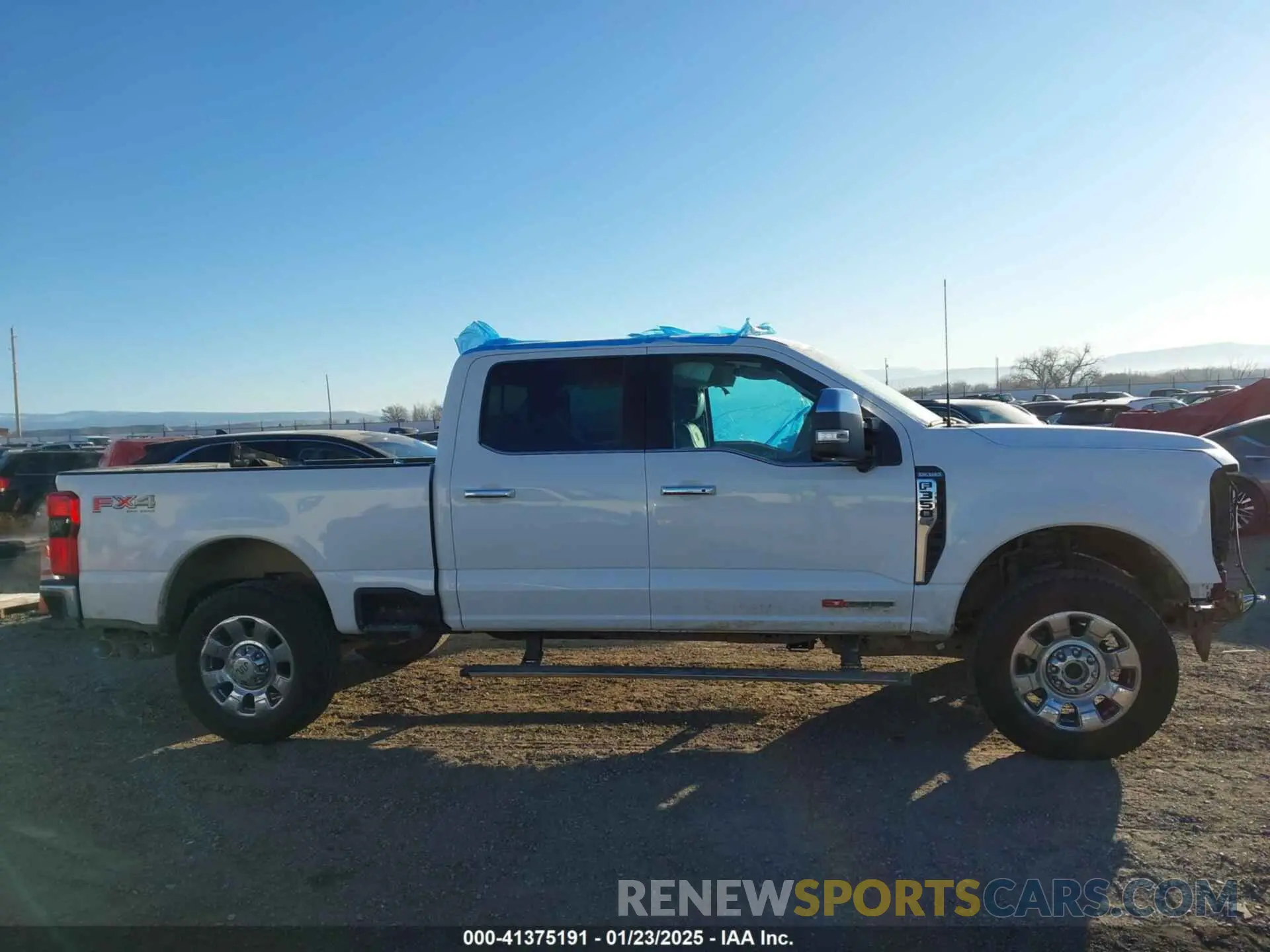 16 Photograph of a damaged car 1FT8W3BM8RED85178 FORD F-350 2024