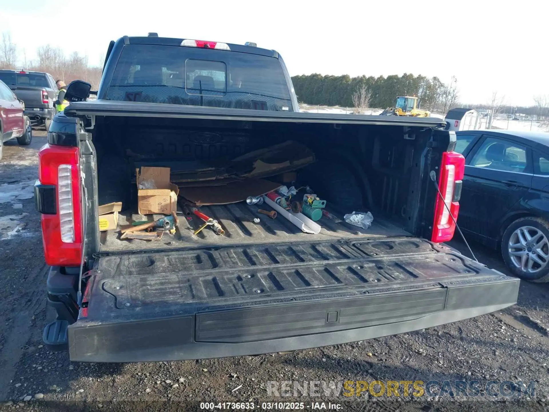 17 Photograph of a damaged car 1FT8W3BN4REE44493 FORD F-350 2024