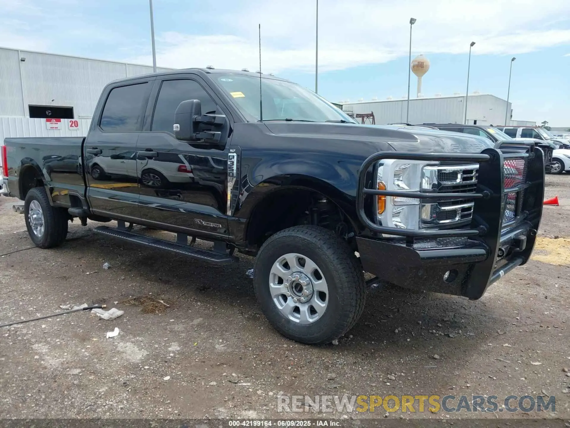 1 Photograph of a damaged car 1FT8W3BT1REF87397 FORD F-350 2024