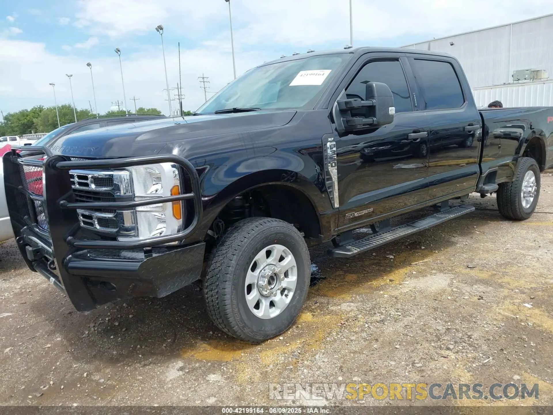 2 Photograph of a damaged car 1FT8W3BT1REF87397 FORD F-350 2024
