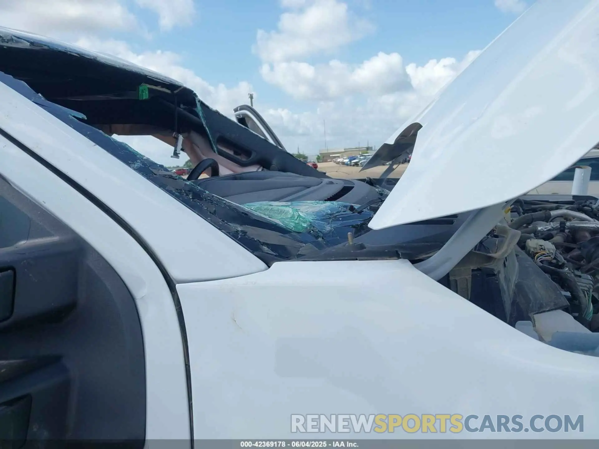 11 Photograph of a damaged car 1FT8W3DM8RED78437 FORD F-350 2024