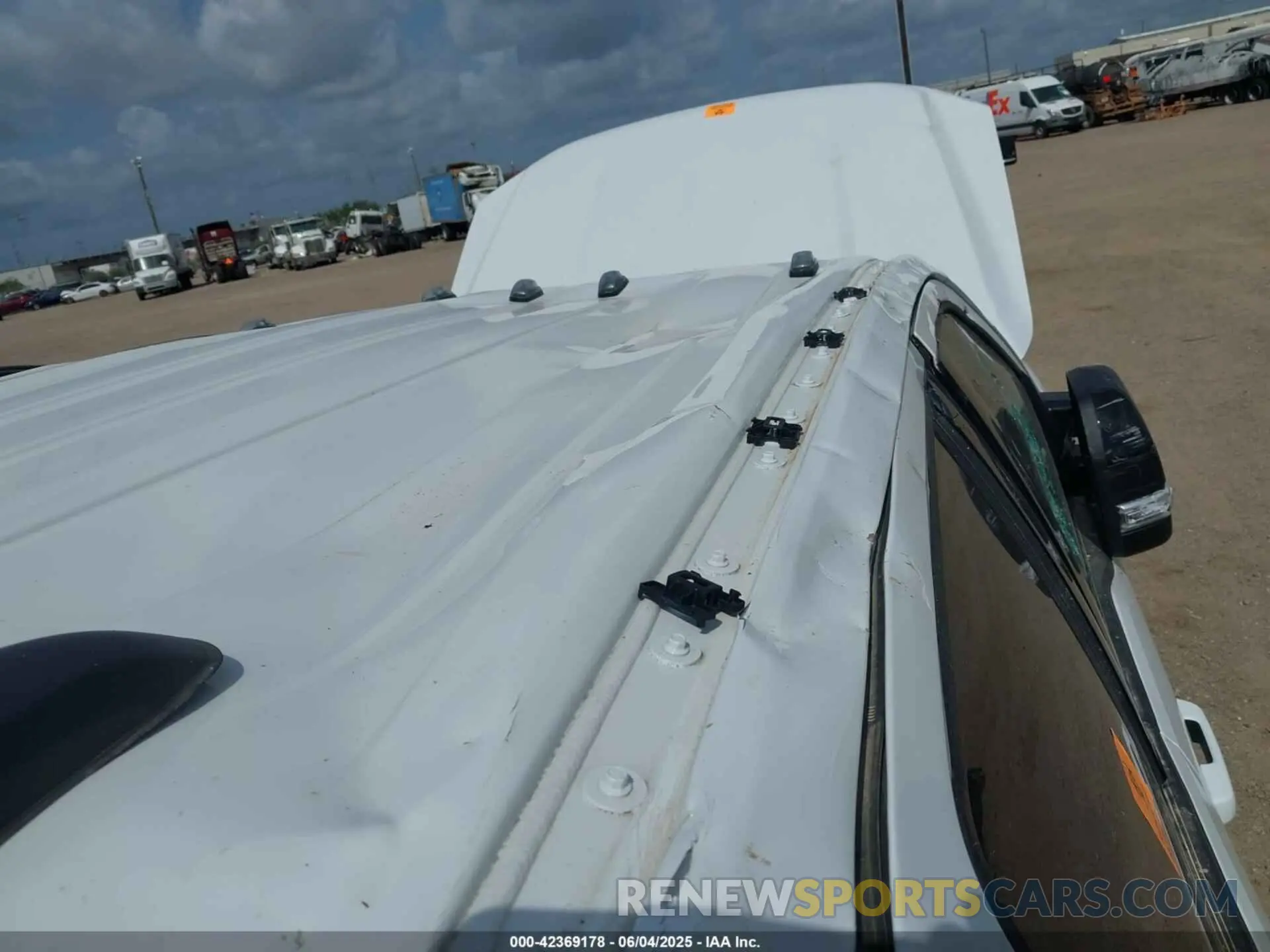 13 Photograph of a damaged car 1FT8W3DM8RED78437 FORD F-350 2024
