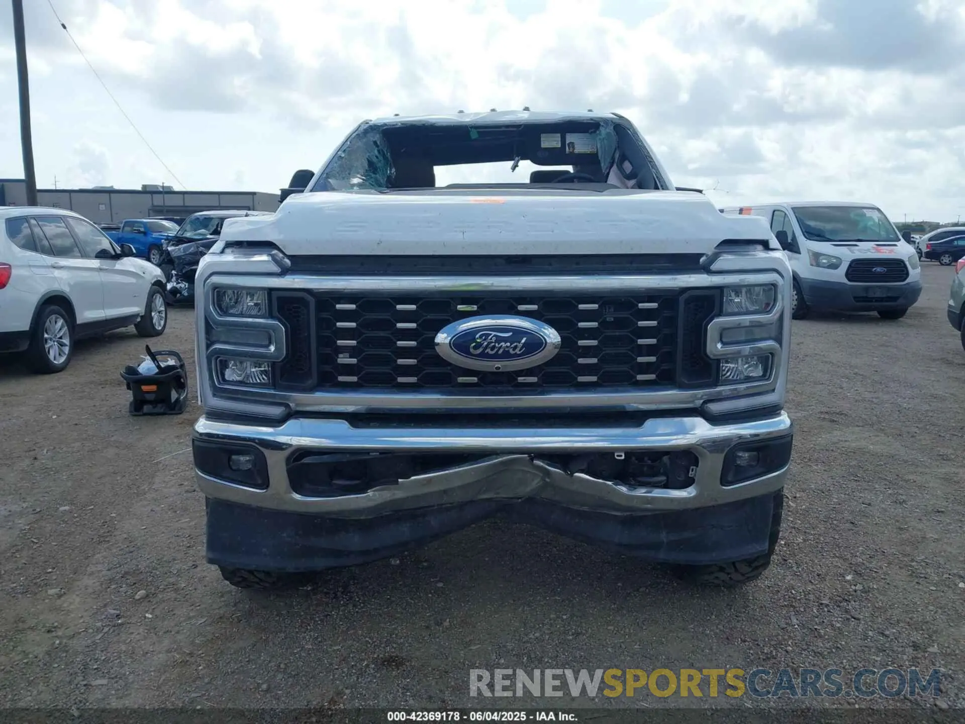 14 Photograph of a damaged car 1FT8W3DM8RED78437 FORD F-350 2024