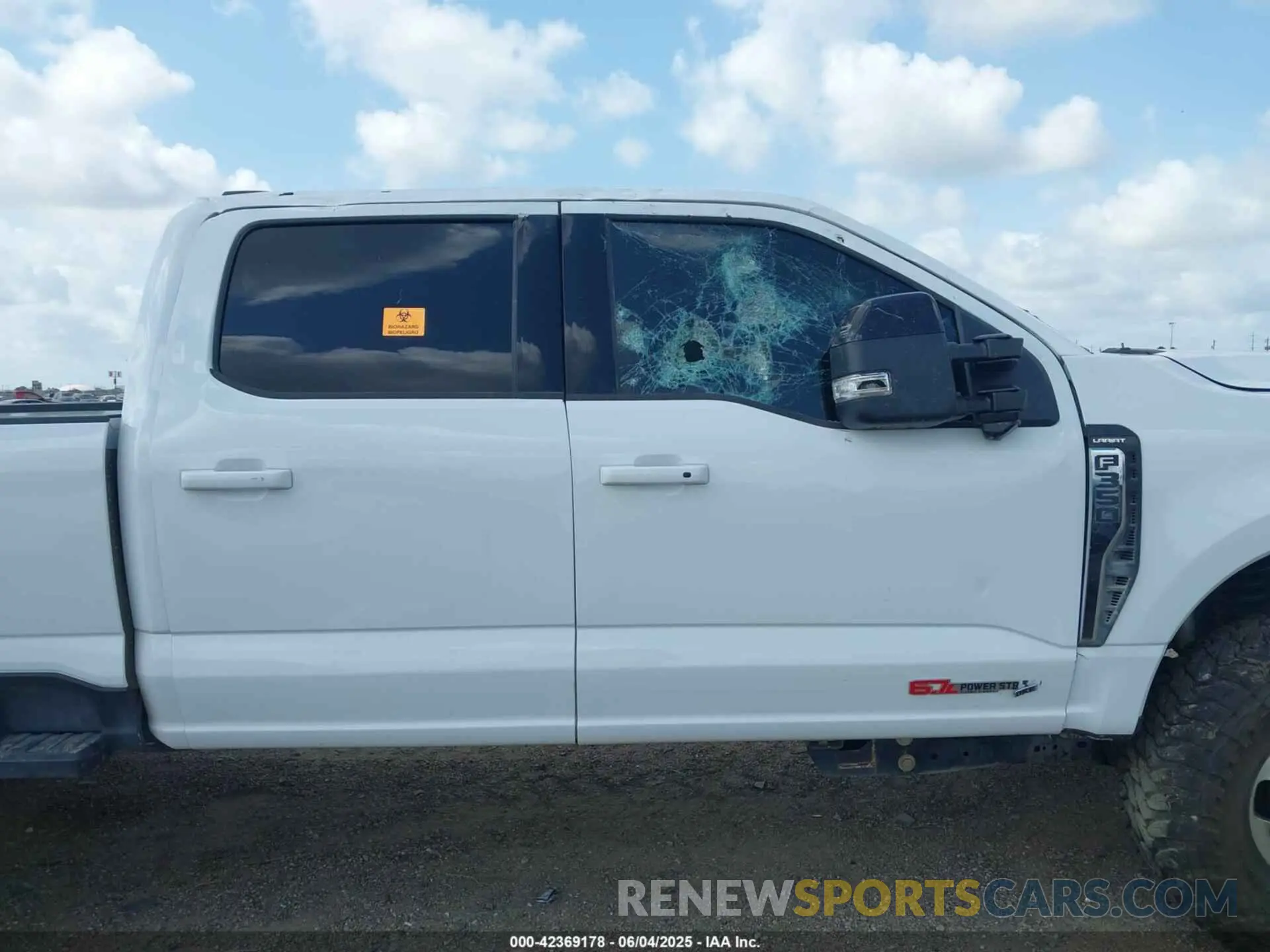 15 Photograph of a damaged car 1FT8W3DM8RED78437 FORD F-350 2024