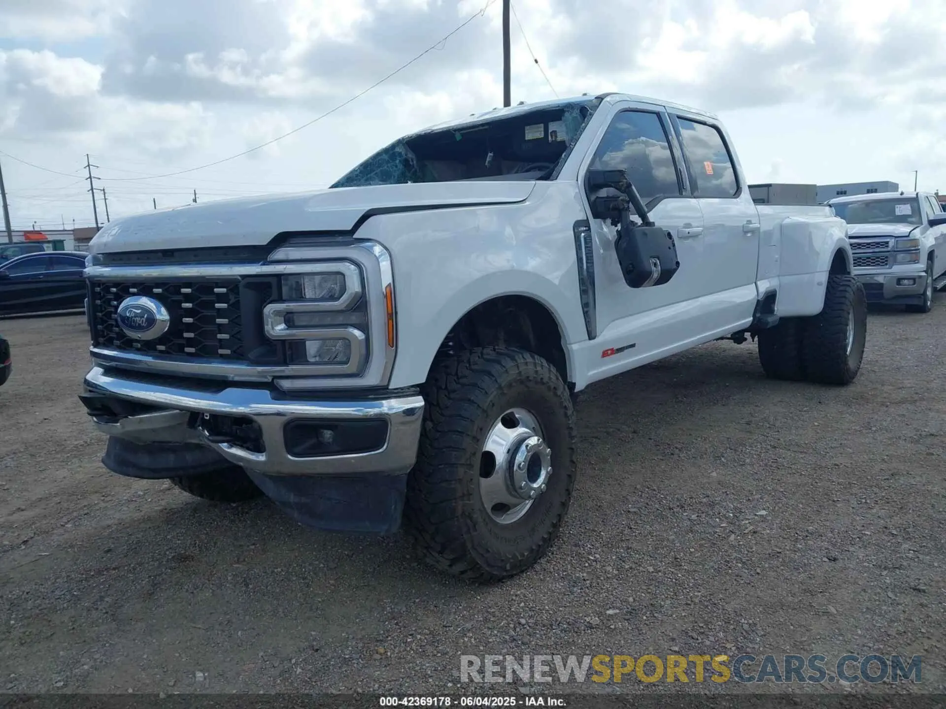 2 Photograph of a damaged car 1FT8W3DM8RED78437 FORD F-350 2024
