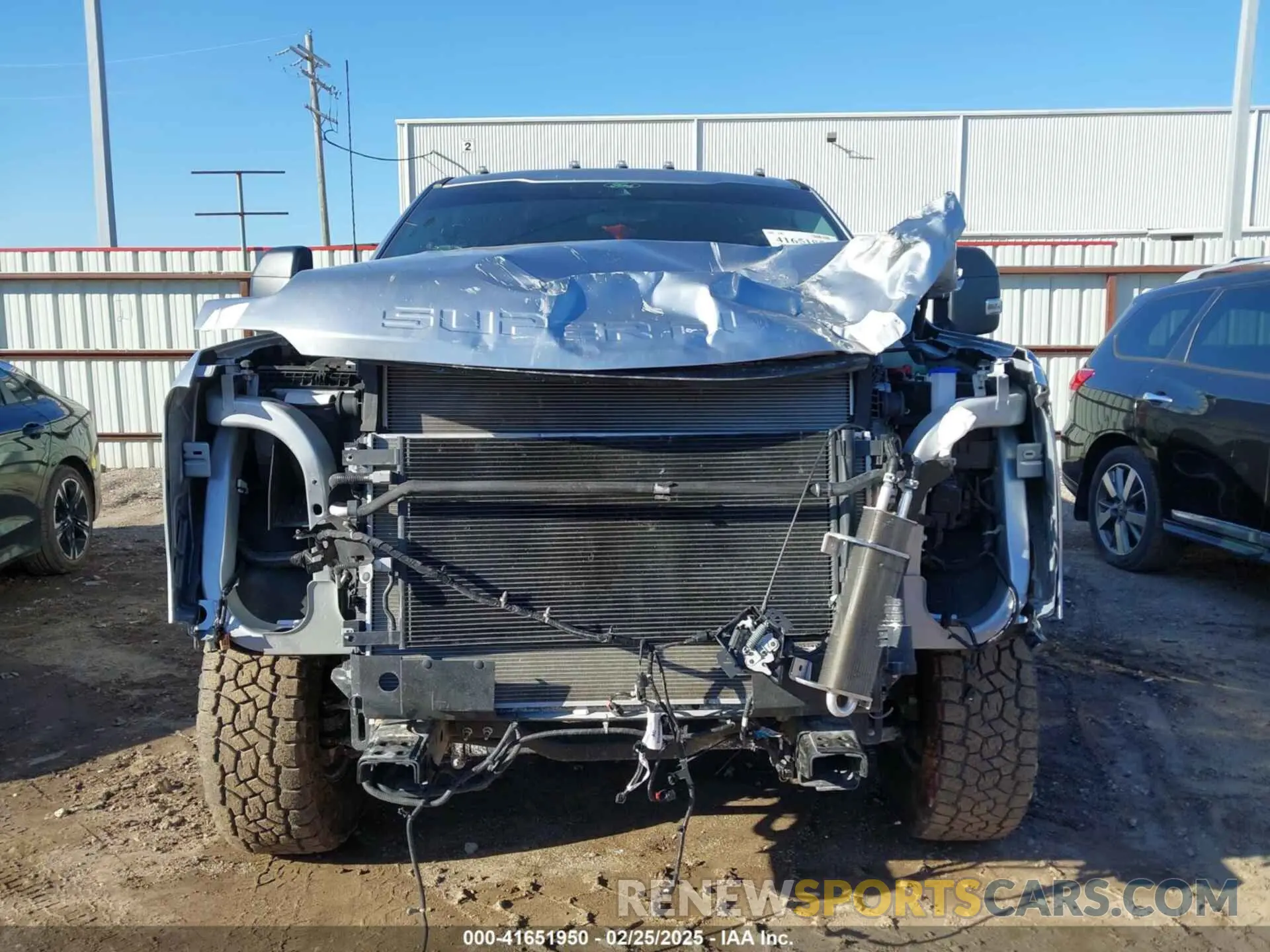 13 Фотография поврежденного автомобиля 1FT8W3DT2REE90383 FORD F-350 2024