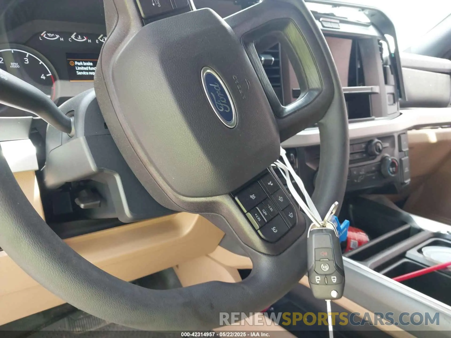 10 Photograph of a damaged car 1FT8W3DT9SEC56358 FORD F-350 2025