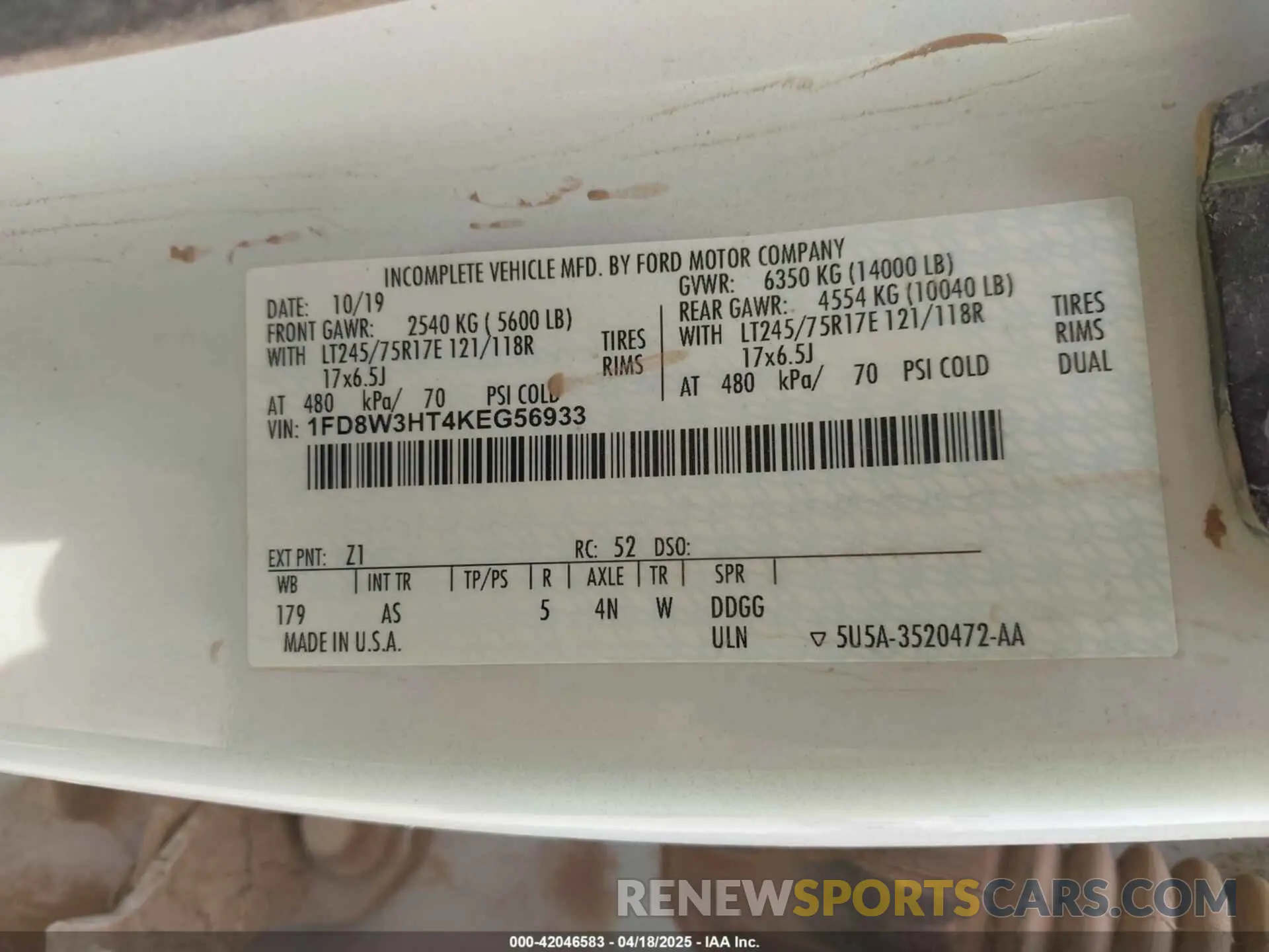 8 Photograph of a damaged car 1FD8W3HT4KEG56933 FORD F-350 CHASSIS 2019