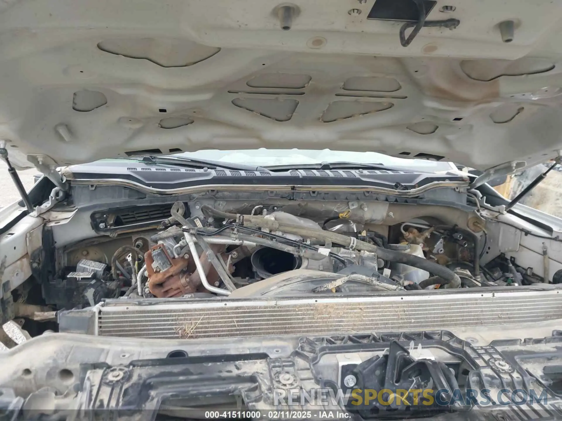 10 Photograph of a damaged car 1FD8W3HT8LEE51052 FORD F-350 CHASSIS 2020