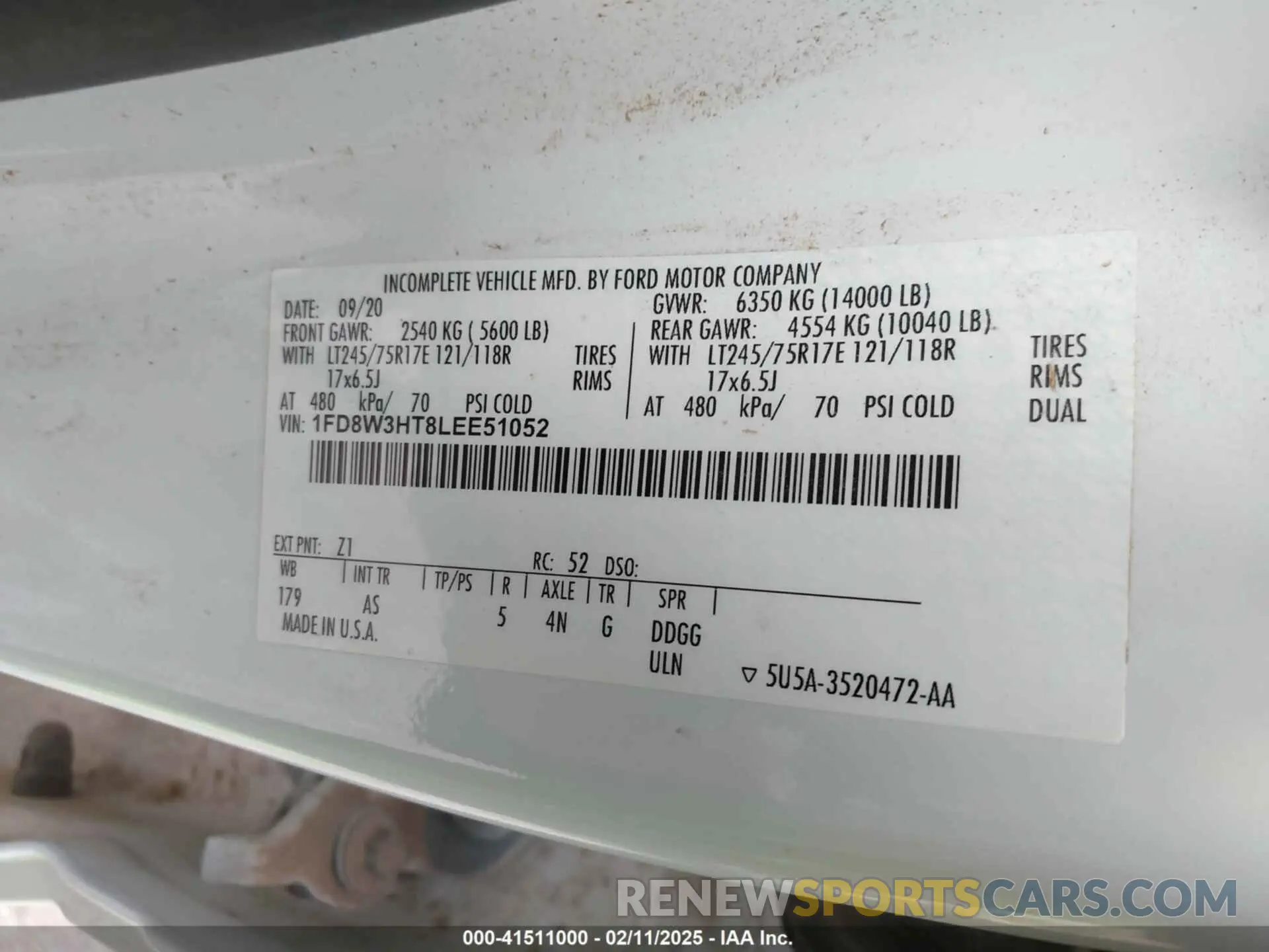 9 Photograph of a damaged car 1FD8W3HT8LEE51052 FORD F-350 CHASSIS 2020