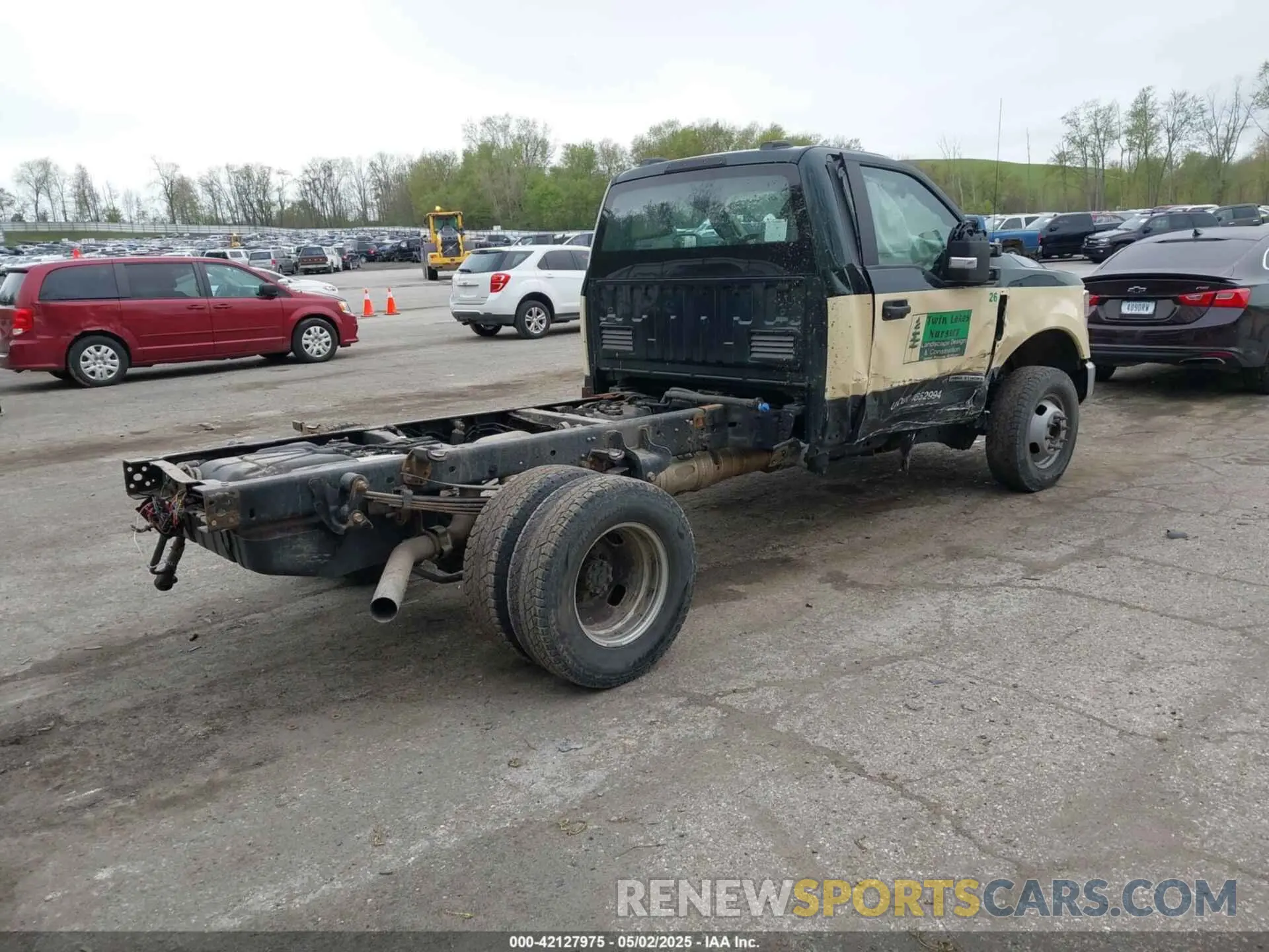 4 Фотография поврежденного автомобиля 1FDRF3HT3LED22690 FORD F-350 CHASSIS 2020
