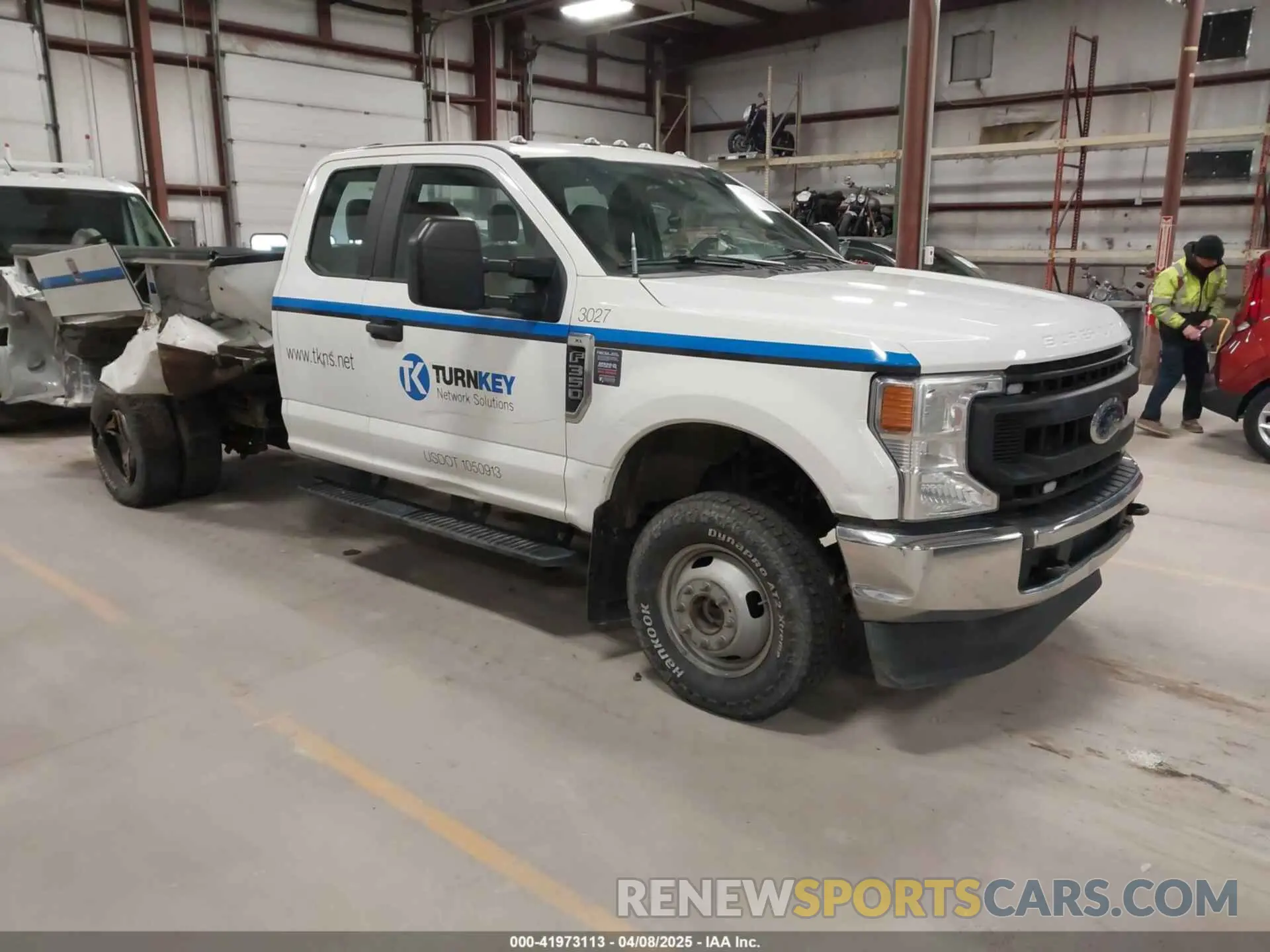 1 Photograph of a damaged car 1FD8X3H65MED94382 FORD F-350 CHASSIS 2021