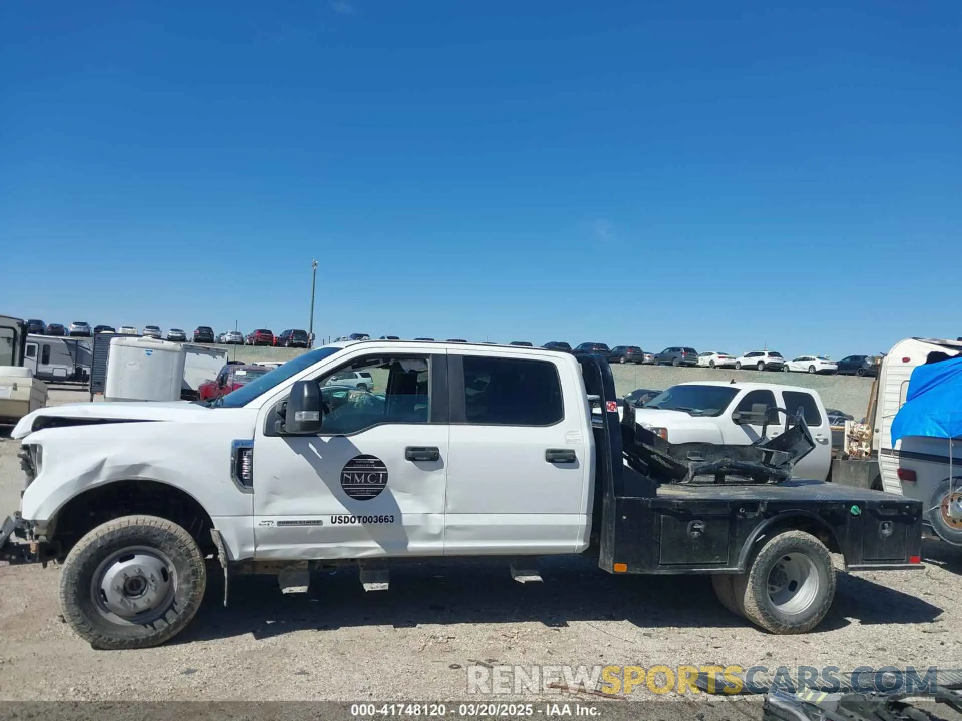 15 Photograph of a damaged car 1FD8W3HT4NED83786 FORD F-350 CHASSIS 2022