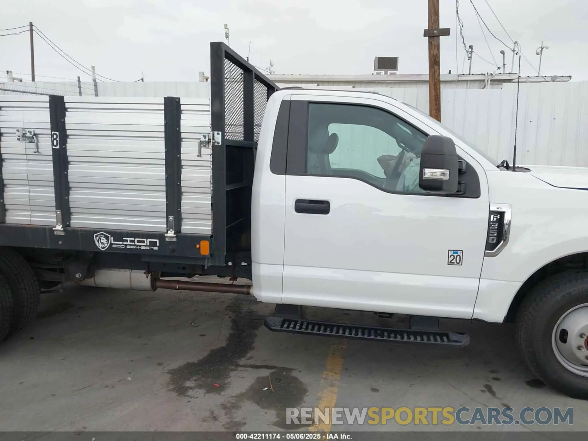 13 Фотография поврежденного автомобиля 1FDRF3GN0NEE88364 FORD F-350 CHASSIS 2022