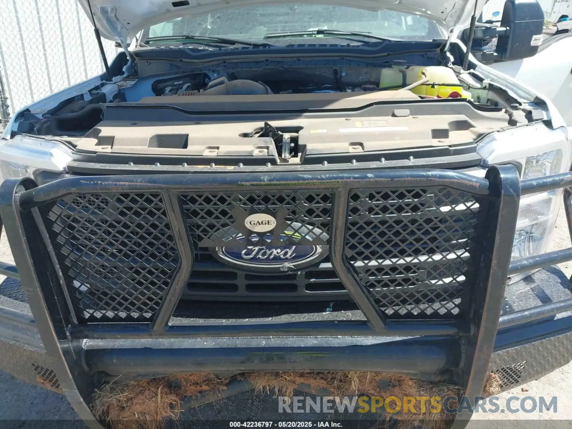 9 Photograph of a damaged car 1FDRF3HN2PDA11989 FORD F-350 CHASSIS 2023