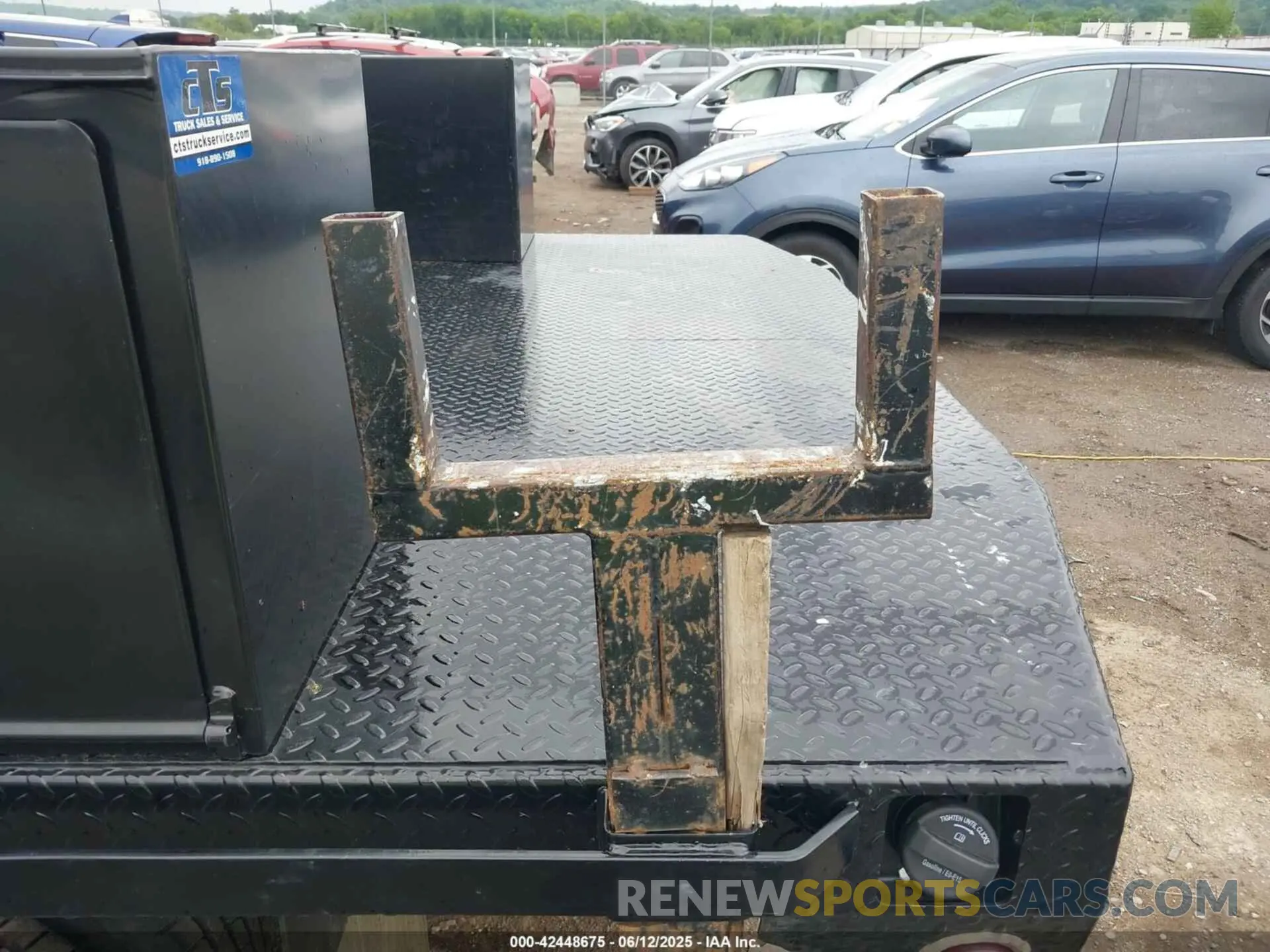 20 Photograph of a damaged car 1FD8W3HN5REF99413 FORD F-350 CHASSIS 2024