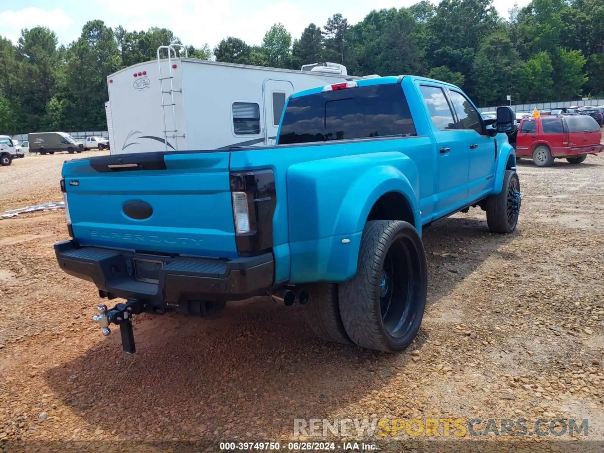 4 Photograph of a damaged car 1FT8W4DT1KEE08252 FORD F-450 2019