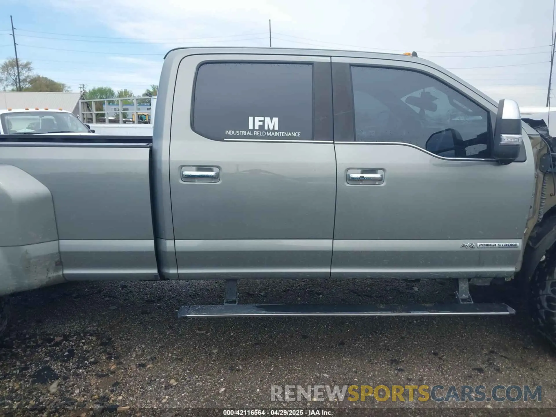 14 Фотография поврежденного автомобиля 1FT8W4DT8KEF64207 FORD F-450 2019