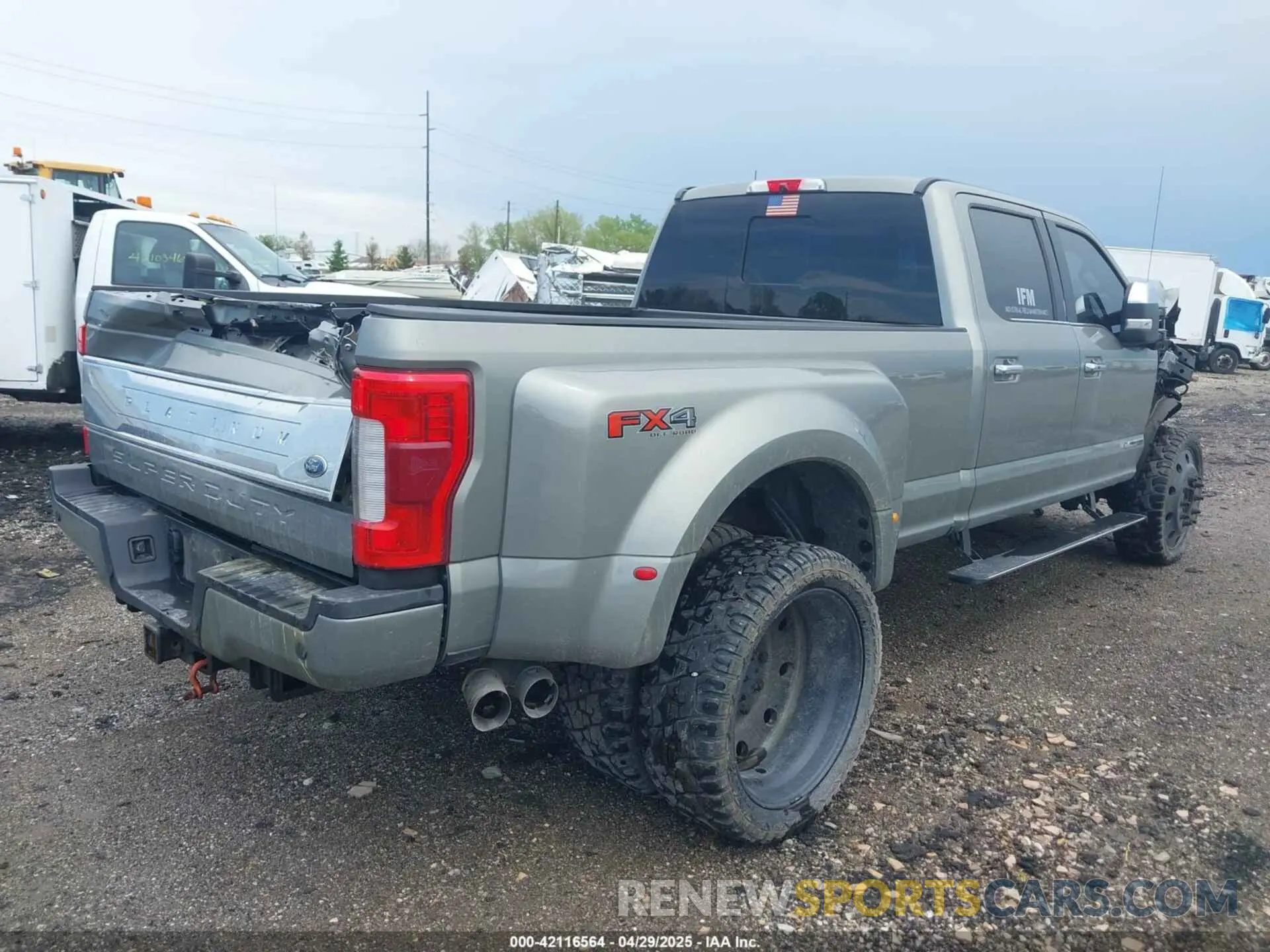 4 Фотография поврежденного автомобиля 1FT8W4DT8KEF64207 FORD F-450 2019