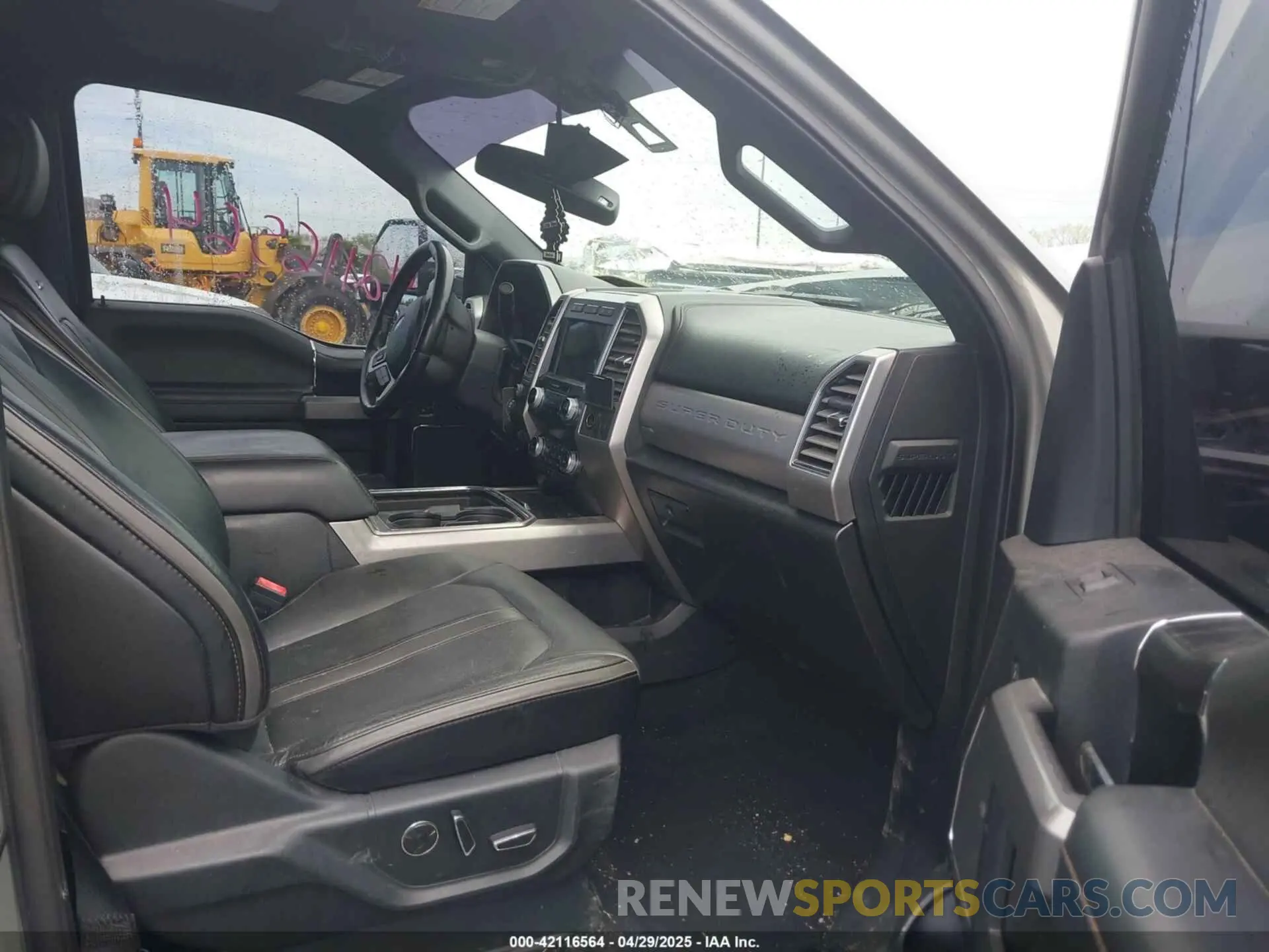 5 Фотография поврежденного автомобиля 1FT8W4DT8KEF64207 FORD F-450 2019