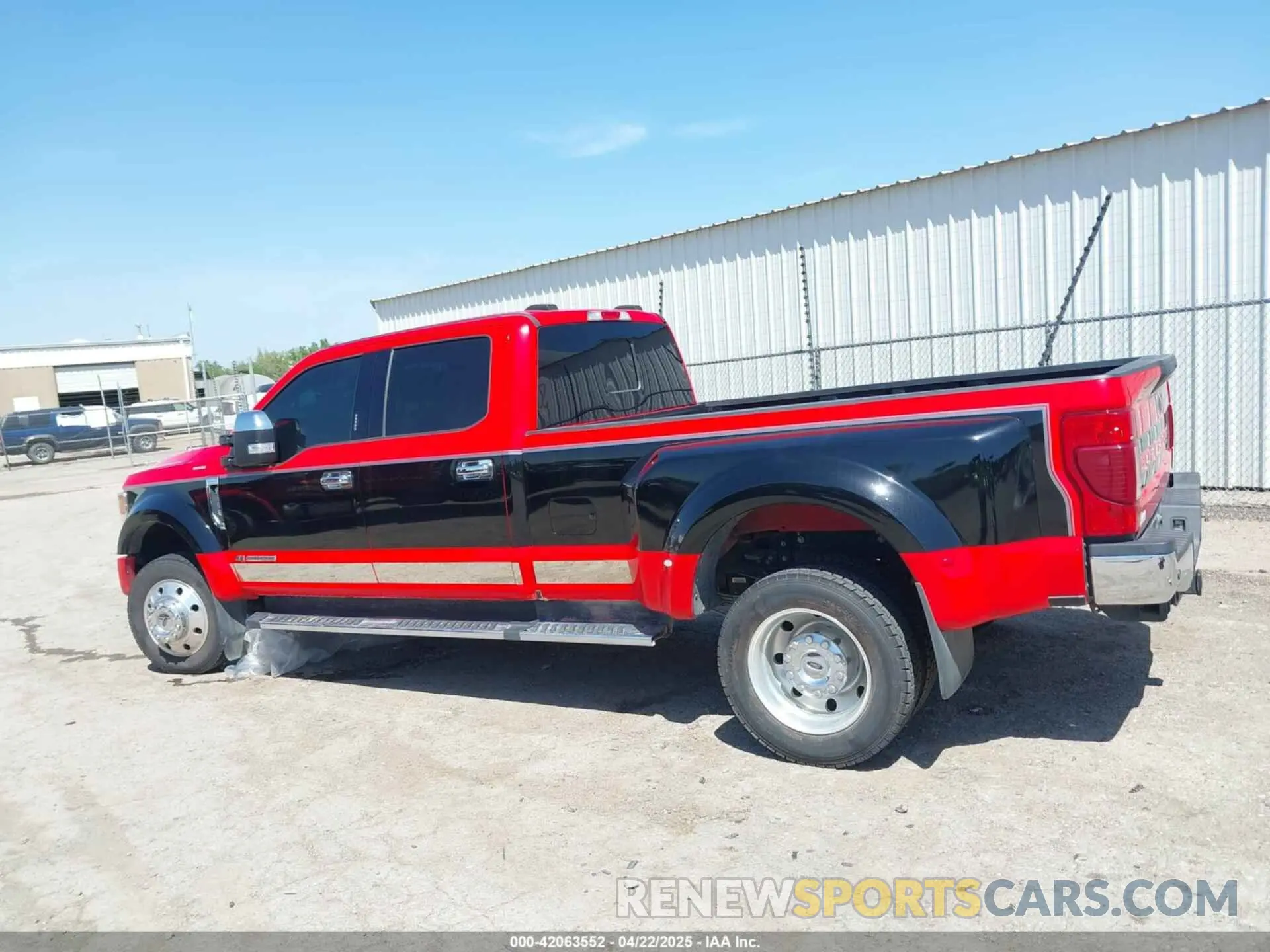 15 Photograph of a damaged car 1FT8W4CT8LEC09427 FORD F-450 2020