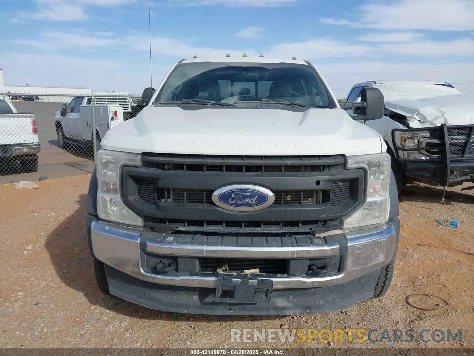 12 Photograph of a damaged car 1FT8W4DT0MED47852 FORD F-450 2021