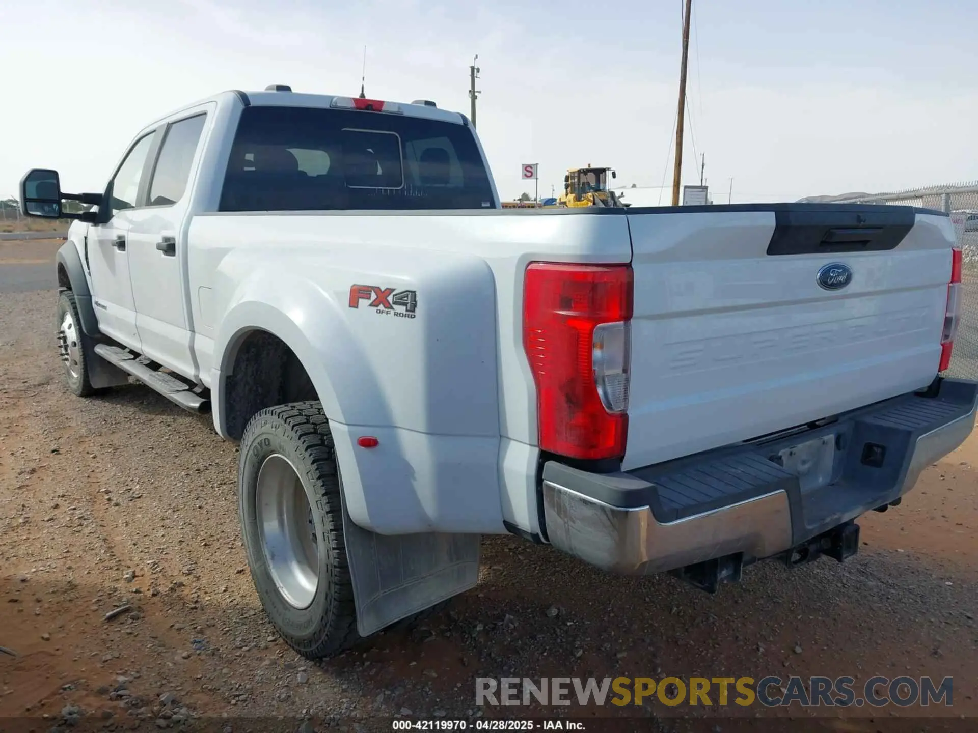 3 Photograph of a damaged car 1FT8W4DT0MED47852 FORD F-450 2021
