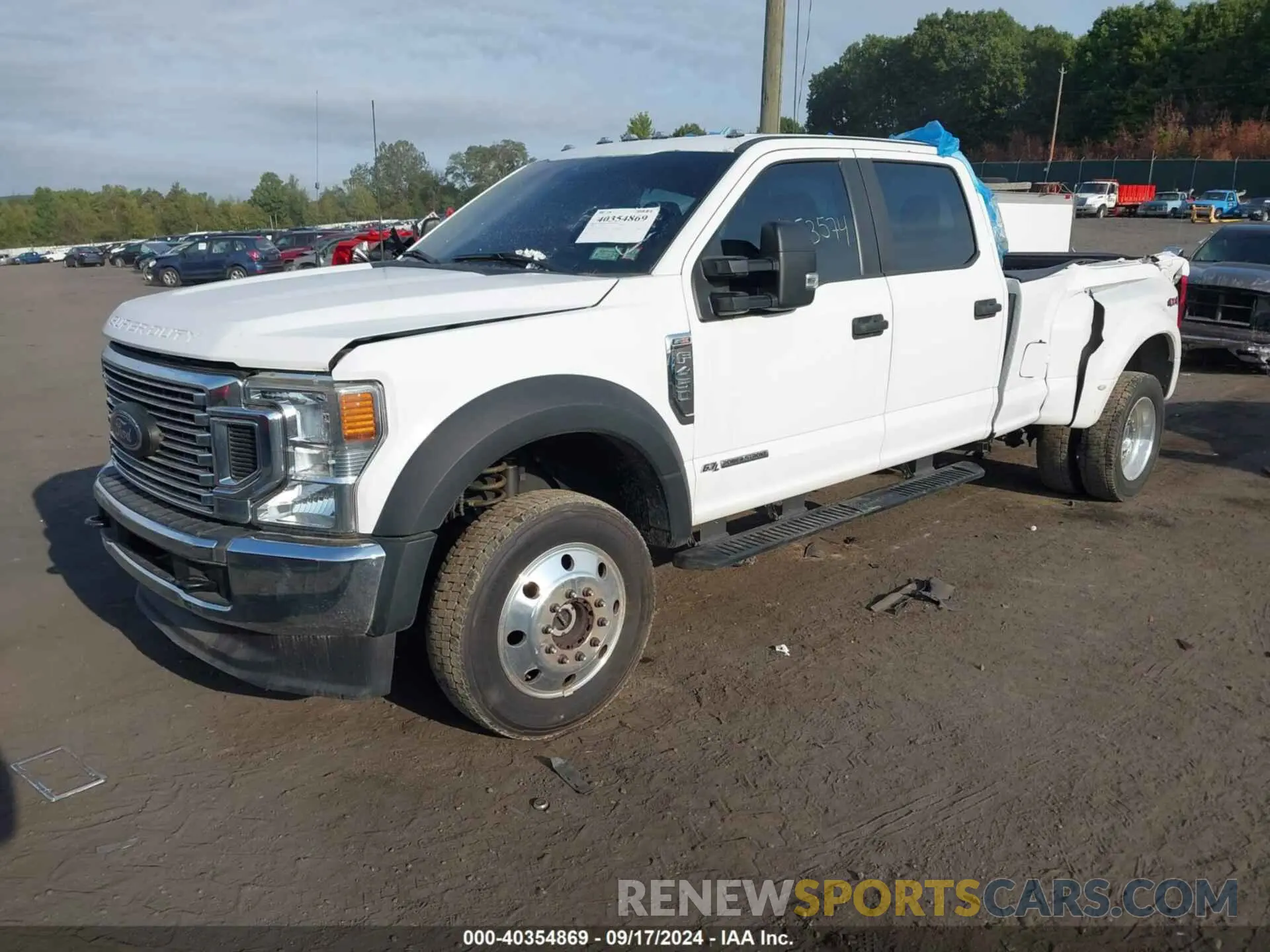 2 Photograph of a damaged car 1FT8W4DT2NEE79240 FORD F-450 2022
