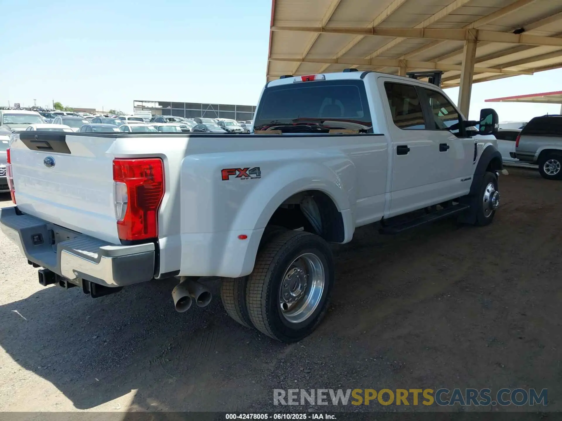 4 Photograph of a damaged car 1FT8W4DT5NED54801 FORD F-450 2022