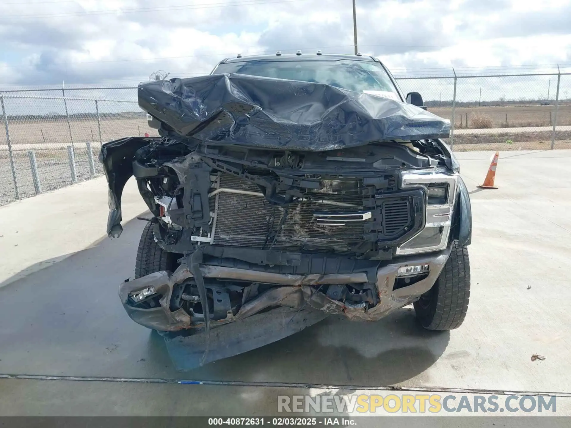 10 Фотография поврежденного автомобиля 1FT8W4DT6NEG12081 FORD F-450 2022