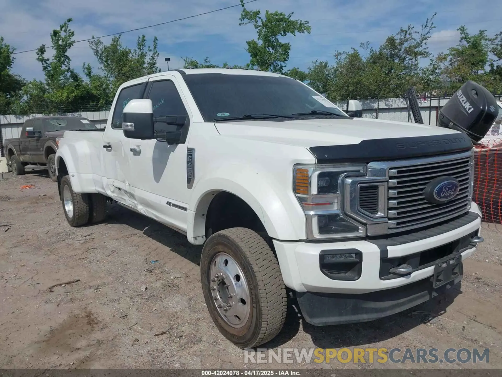 1 Photograph of a damaged car 1FT8W4DT8NED31741 FORD F-450 2022
