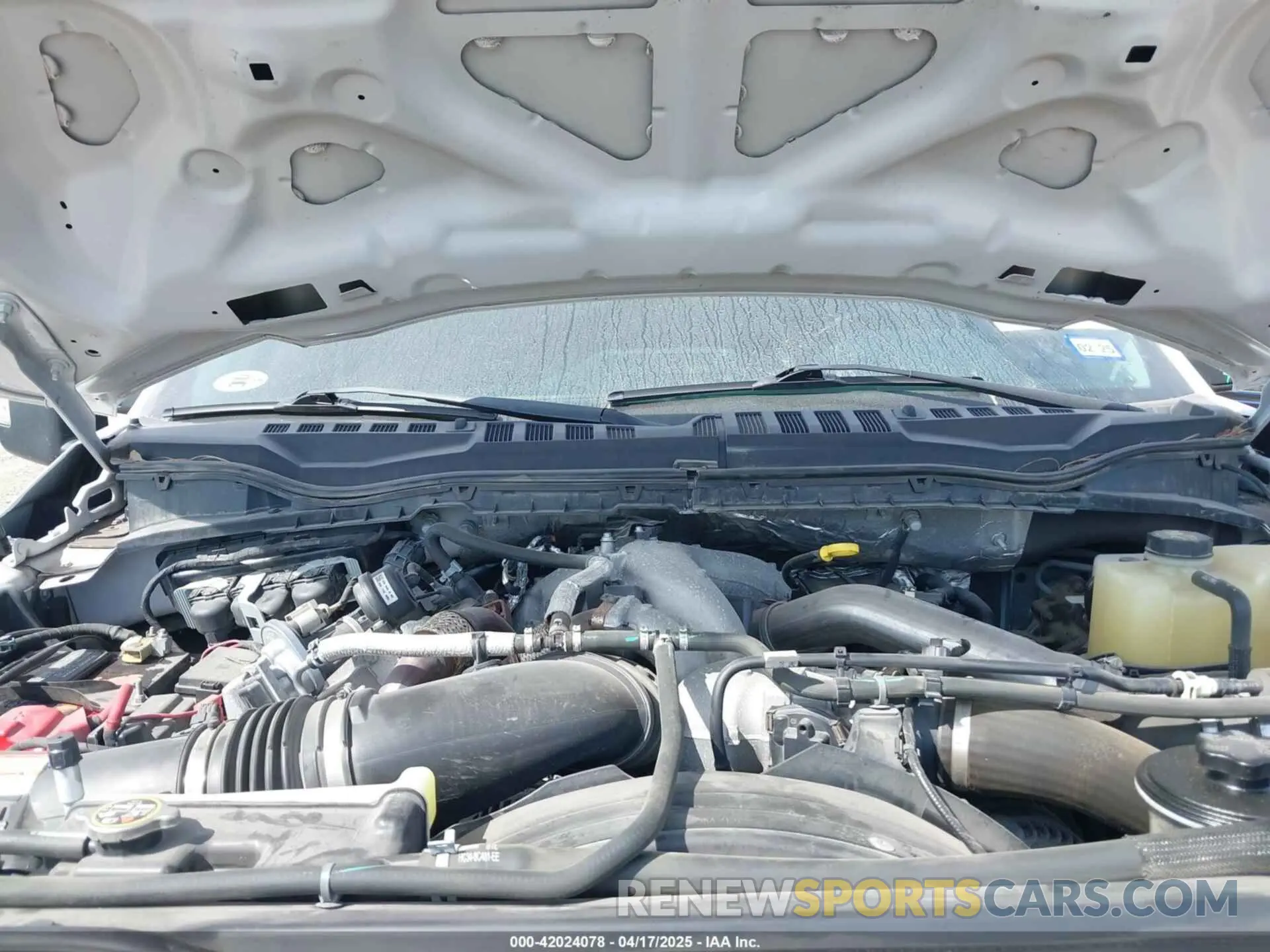 9 Photograph of a damaged car 1FT8W4DT8NED31741 FORD F-450 2022