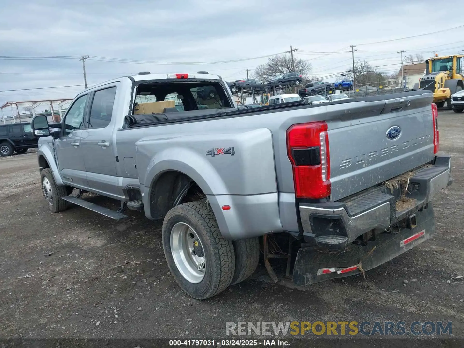 3 Photograph of a damaged car 1FT8W4DTXPED00705 FORD F-450 2023